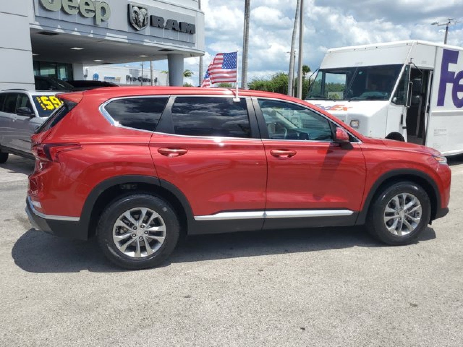 2019 Hyundai SANTA FE SE