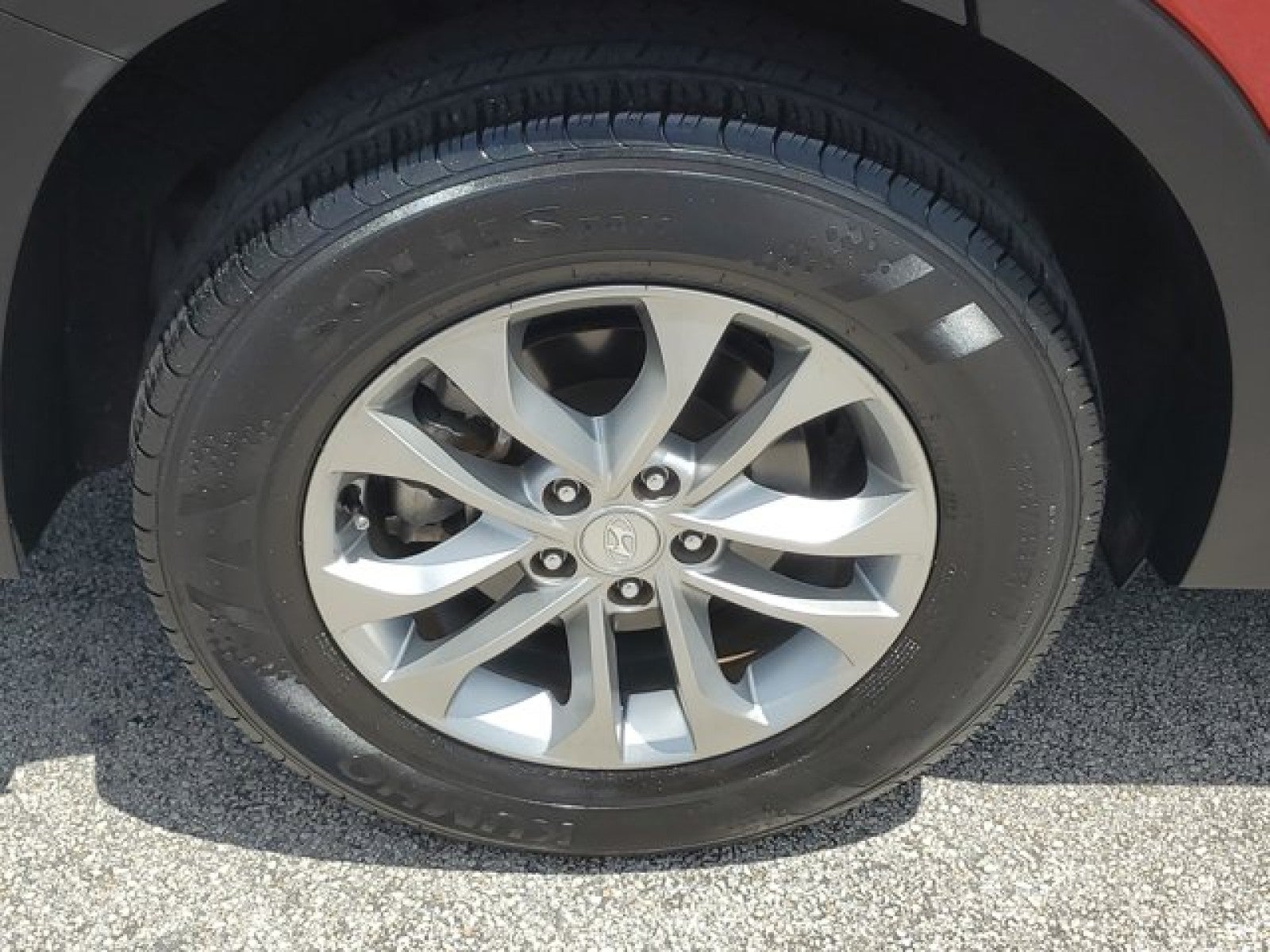 2019 Hyundai SANTA FE SE