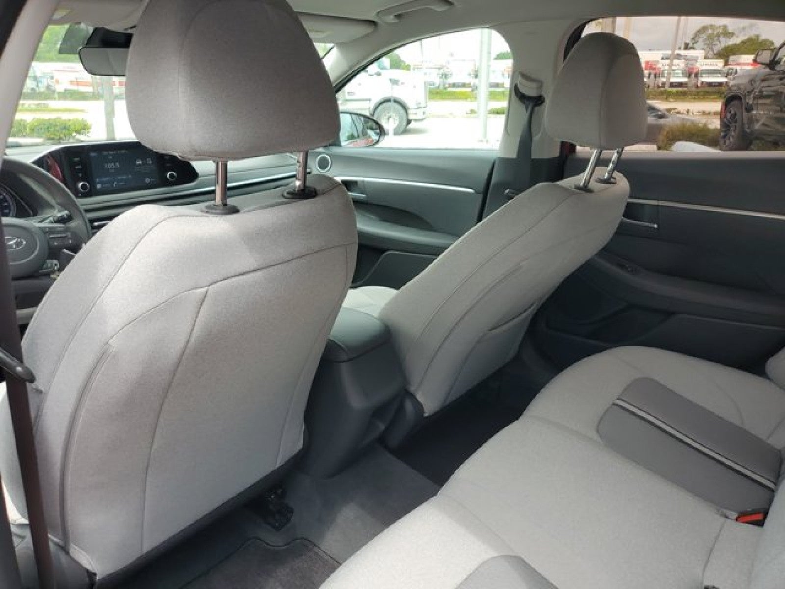 2021 Hyundai SONATA SE