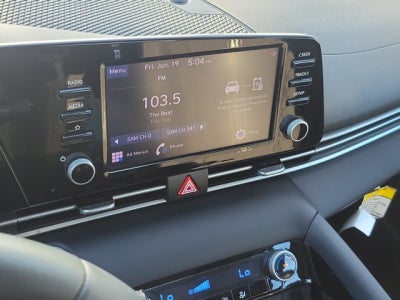 2022 Hyundai ELANTRA SEL