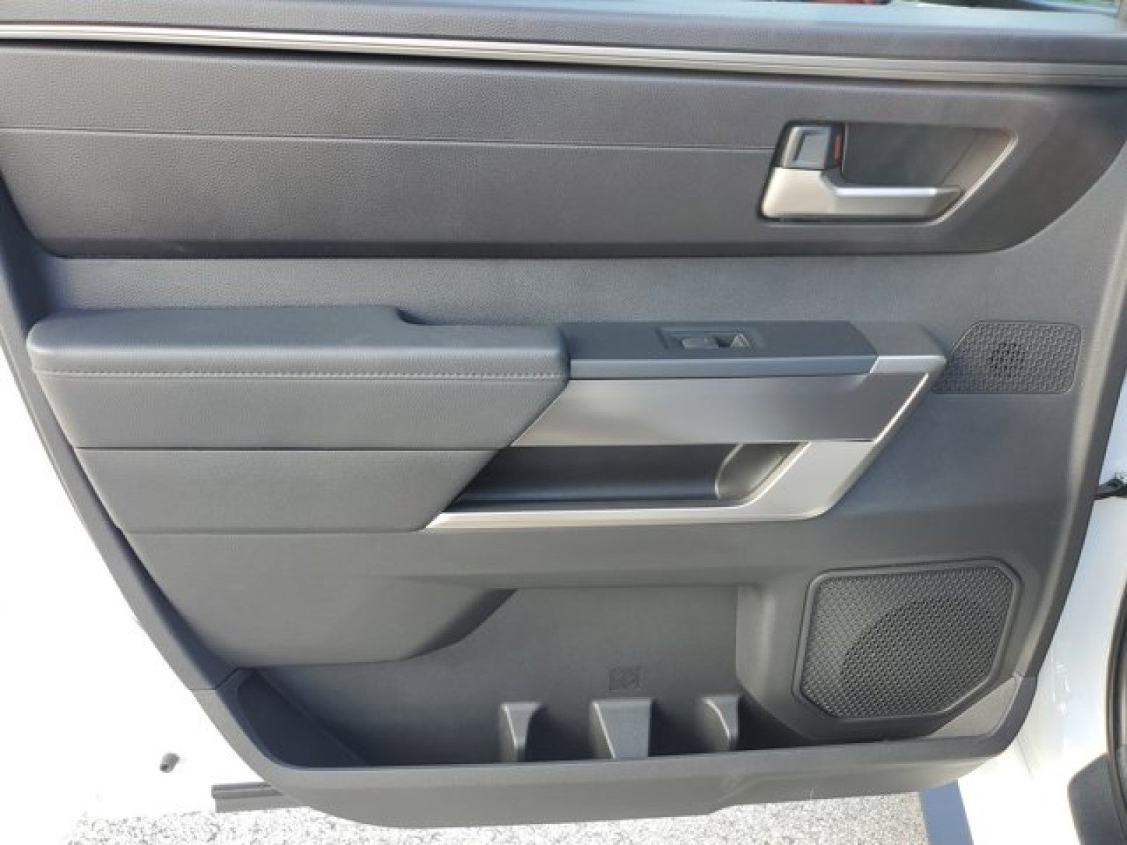 2025 Toyota Tundra 2WD SR5