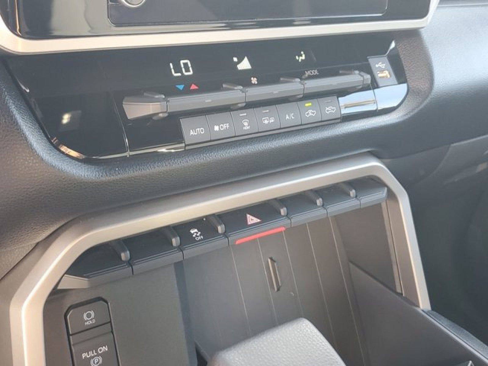 2025 Toyota Tundra 2WD SR5