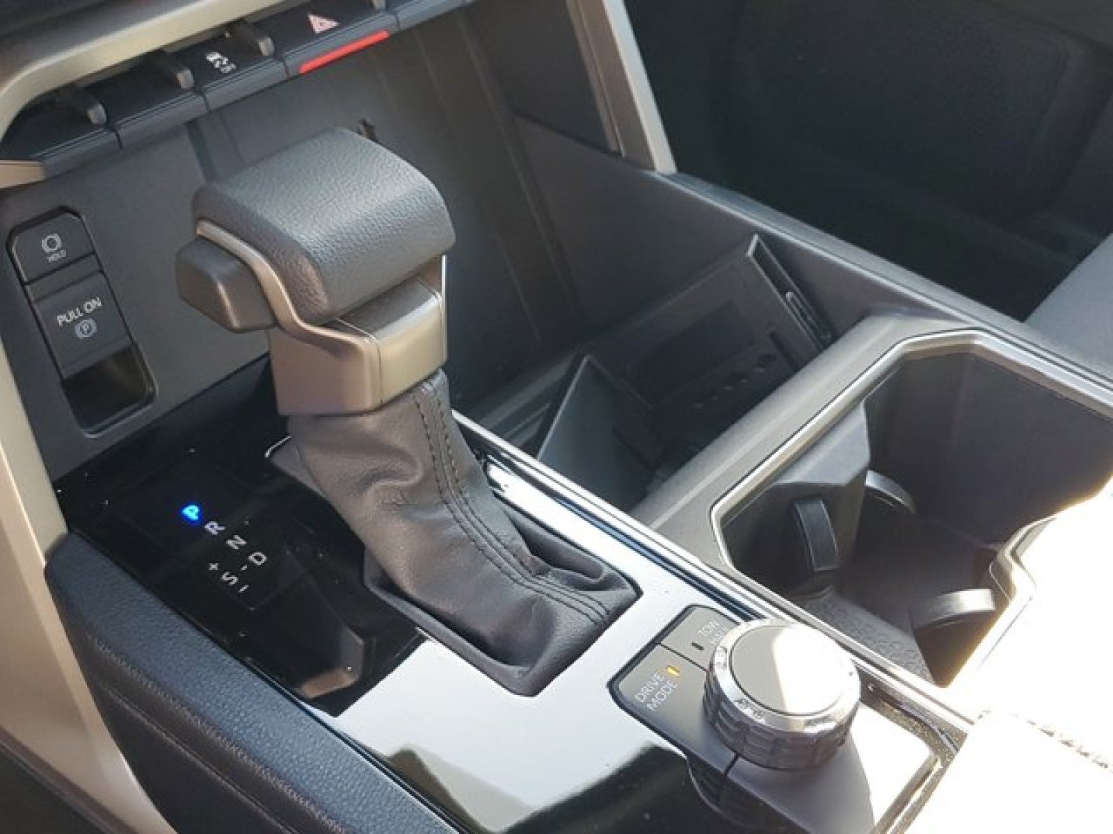 2025 Toyota Tundra 2WD SR5