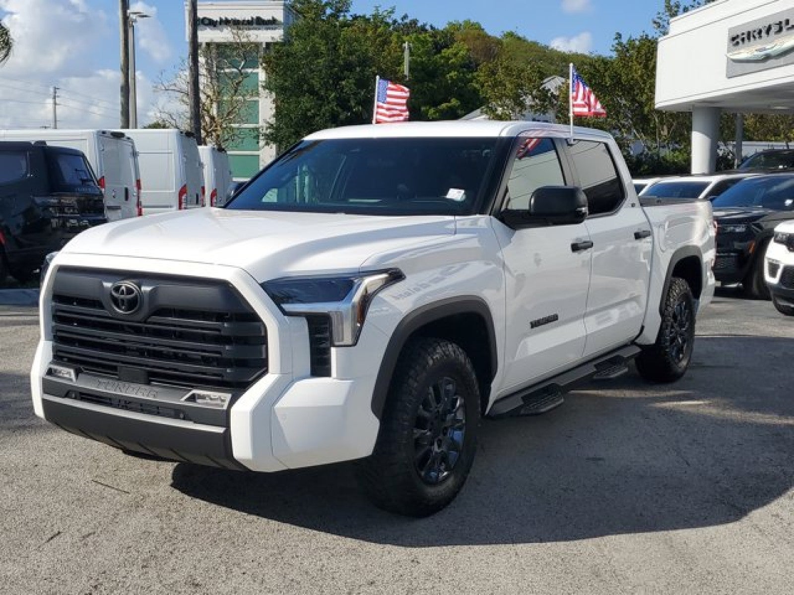 2025 Toyota Tundra 2WD SR5