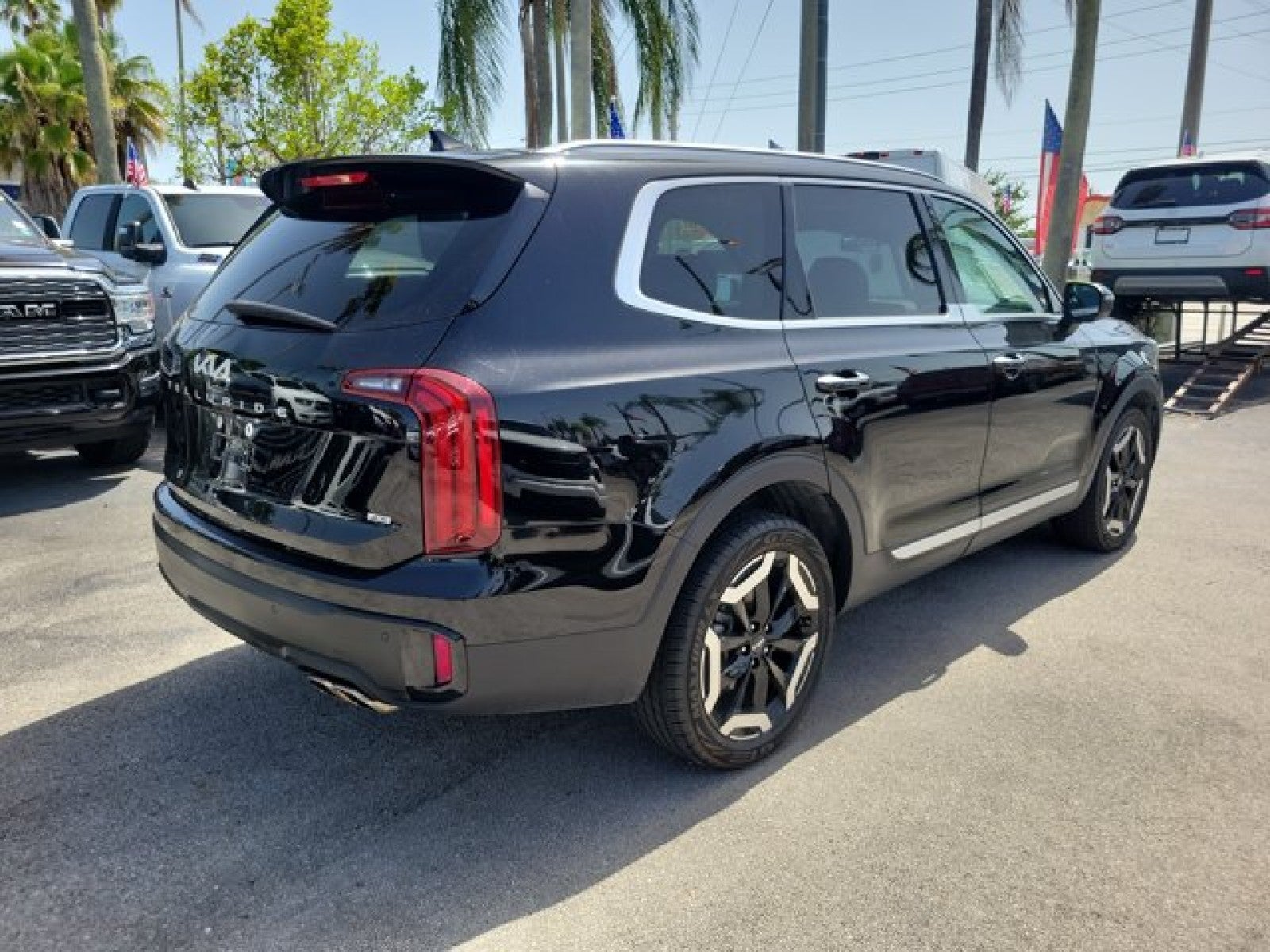 2023 Kia Telluride S