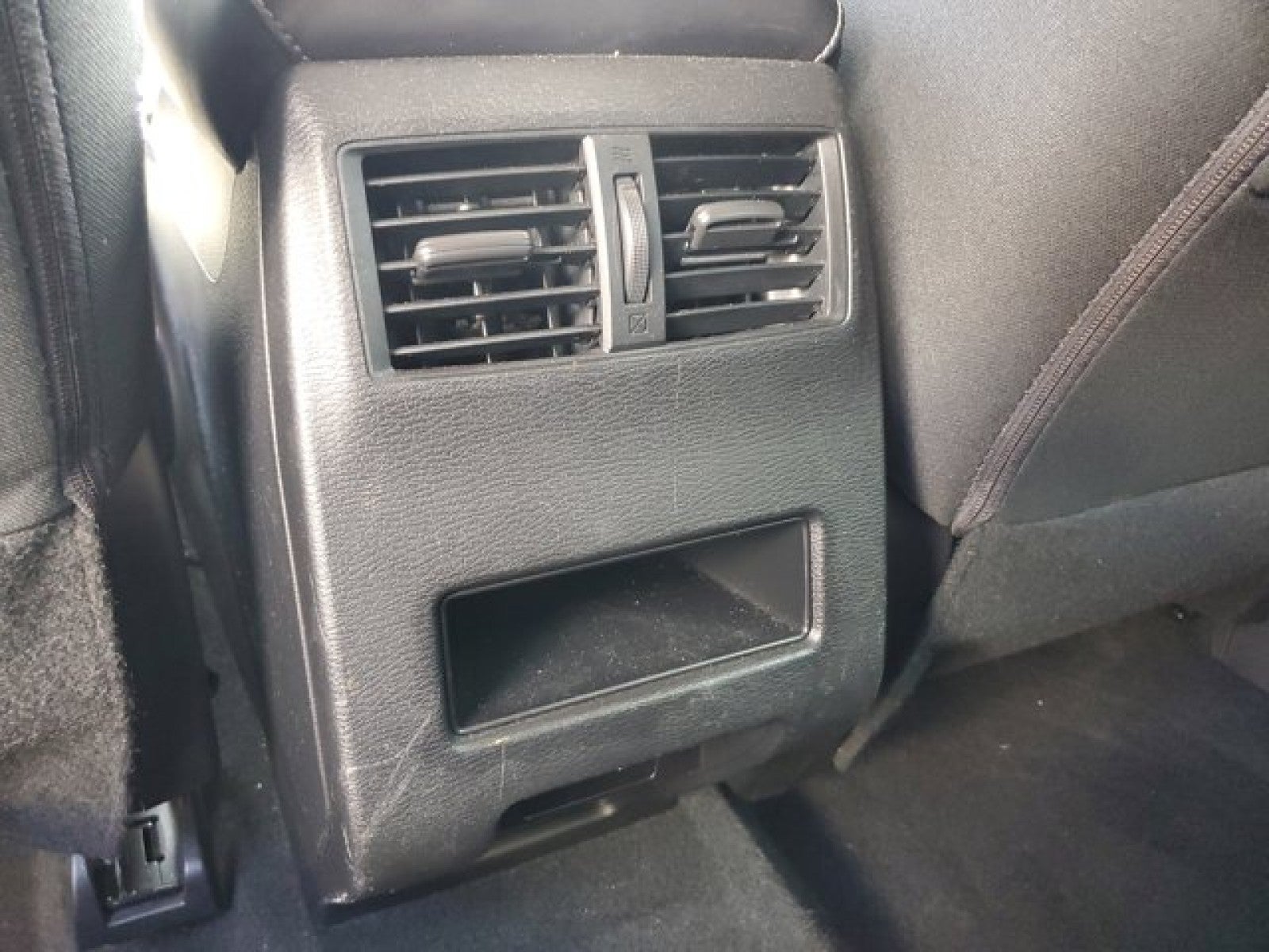 2023 Mitsubishi Outlander ES