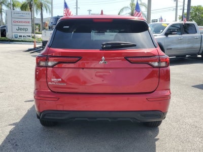 2023 Mitsubishi Outlander ES