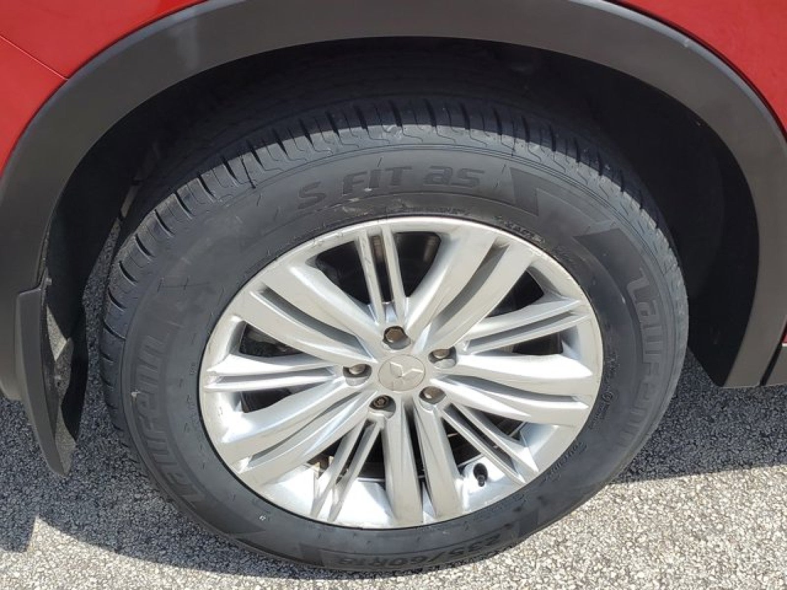 2023 Mitsubishi Outlander ES