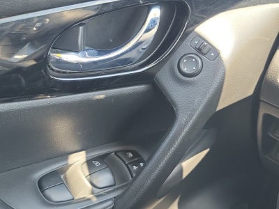 2018 Nissan Rogue Sport SV