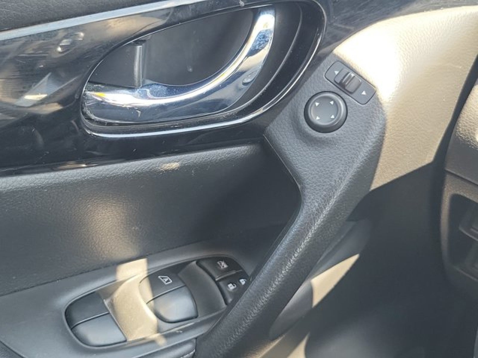 2018 Nissan Rogue Sport SV