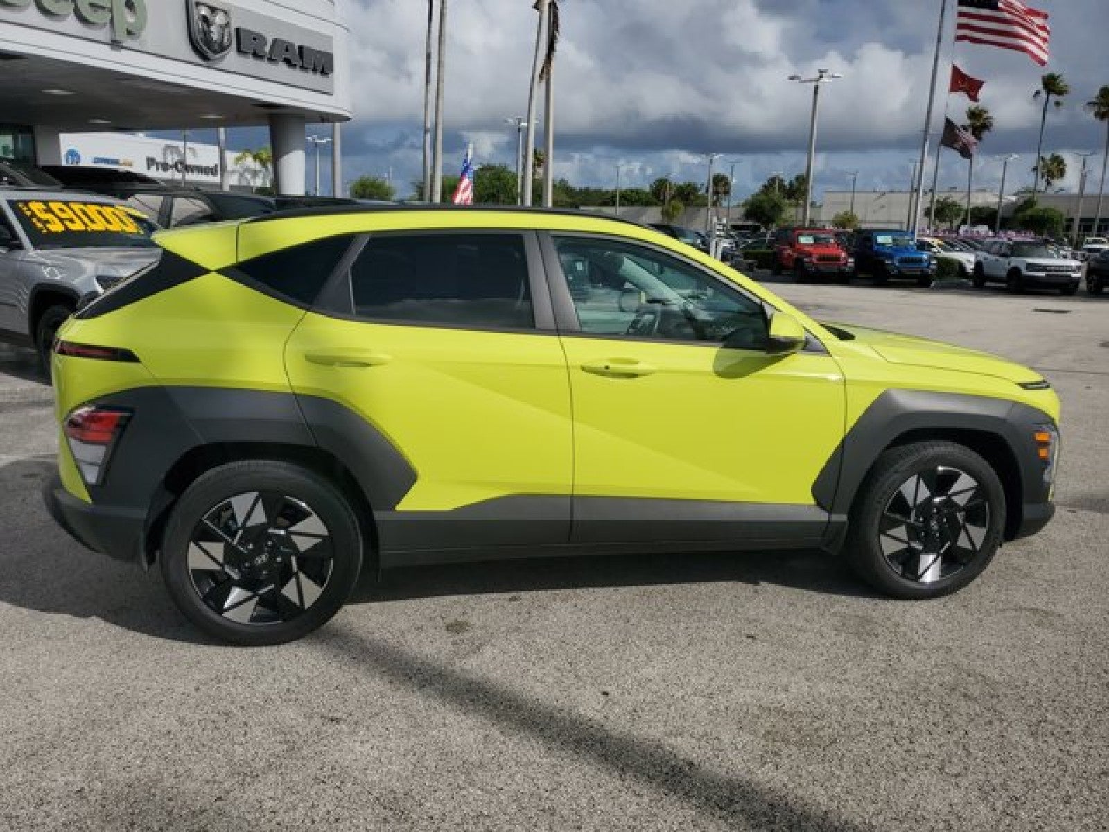 2025 Hyundai KONA SEL