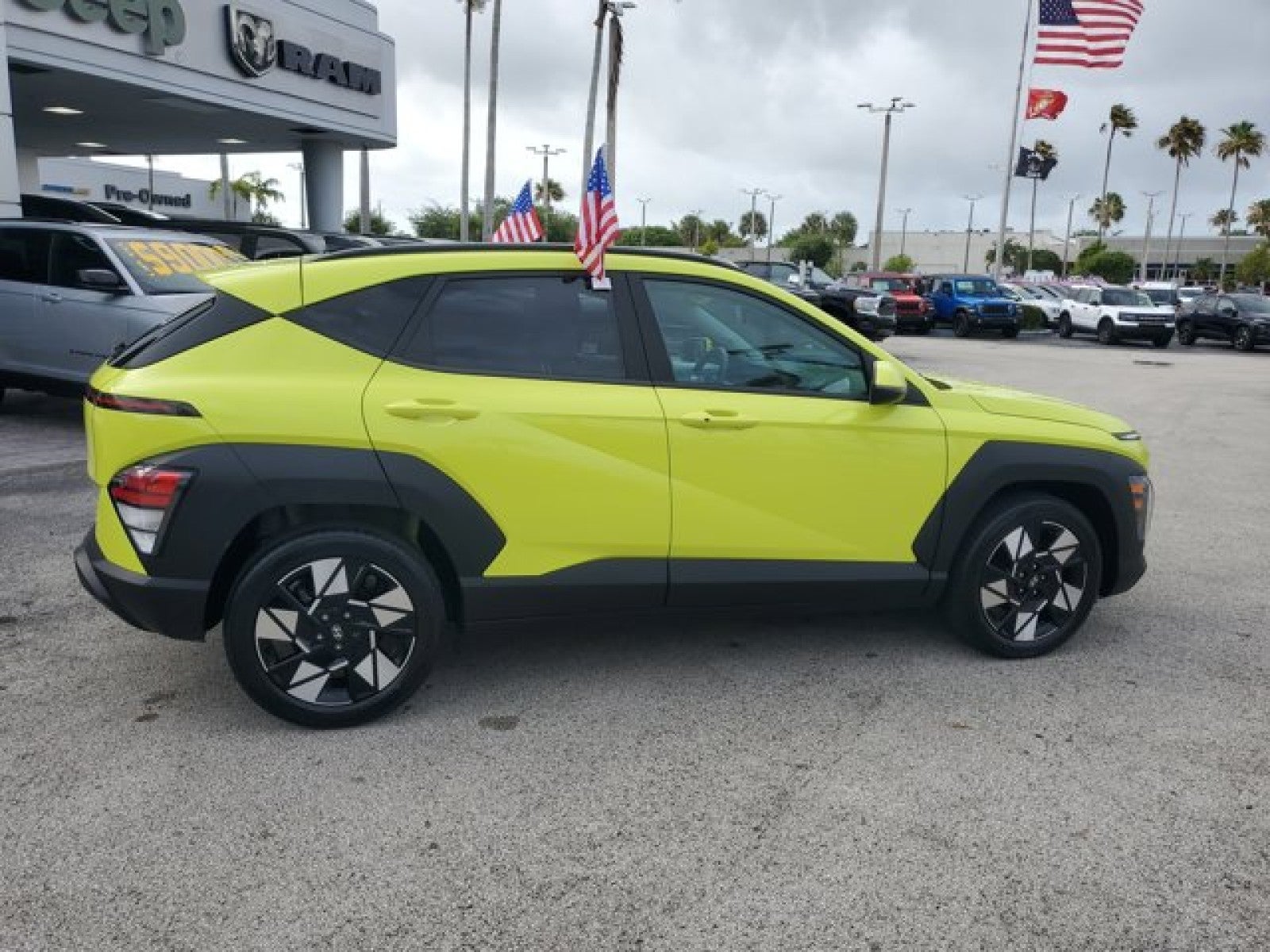 2024 Hyundai KONA SEL