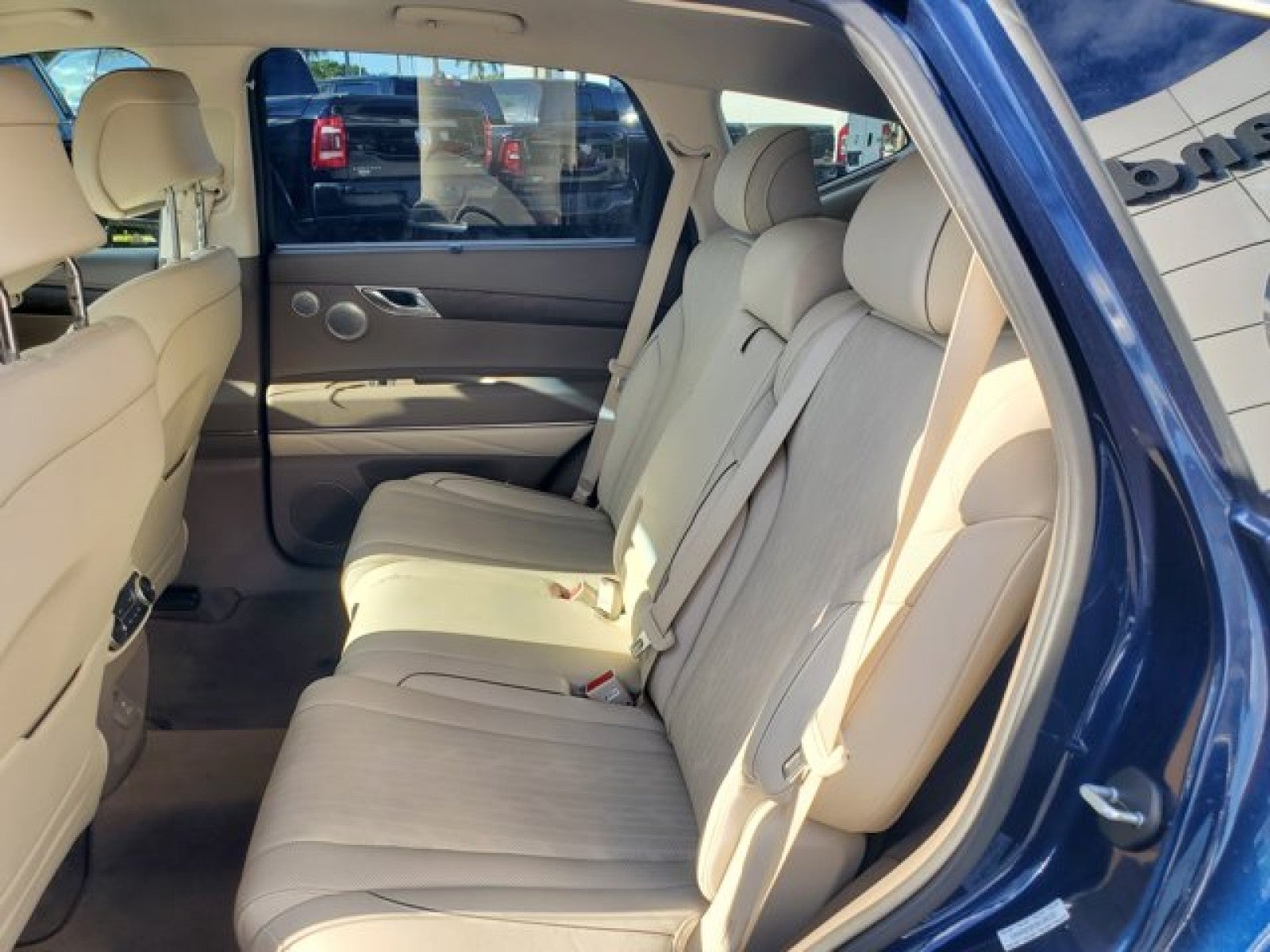 2022 Genesis GV80 Base