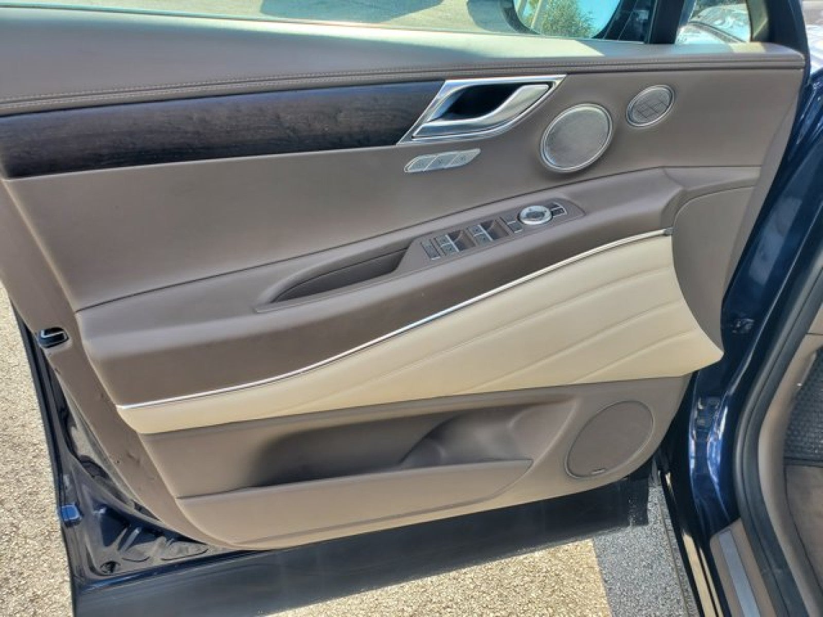 2022 Genesis GV80 Base