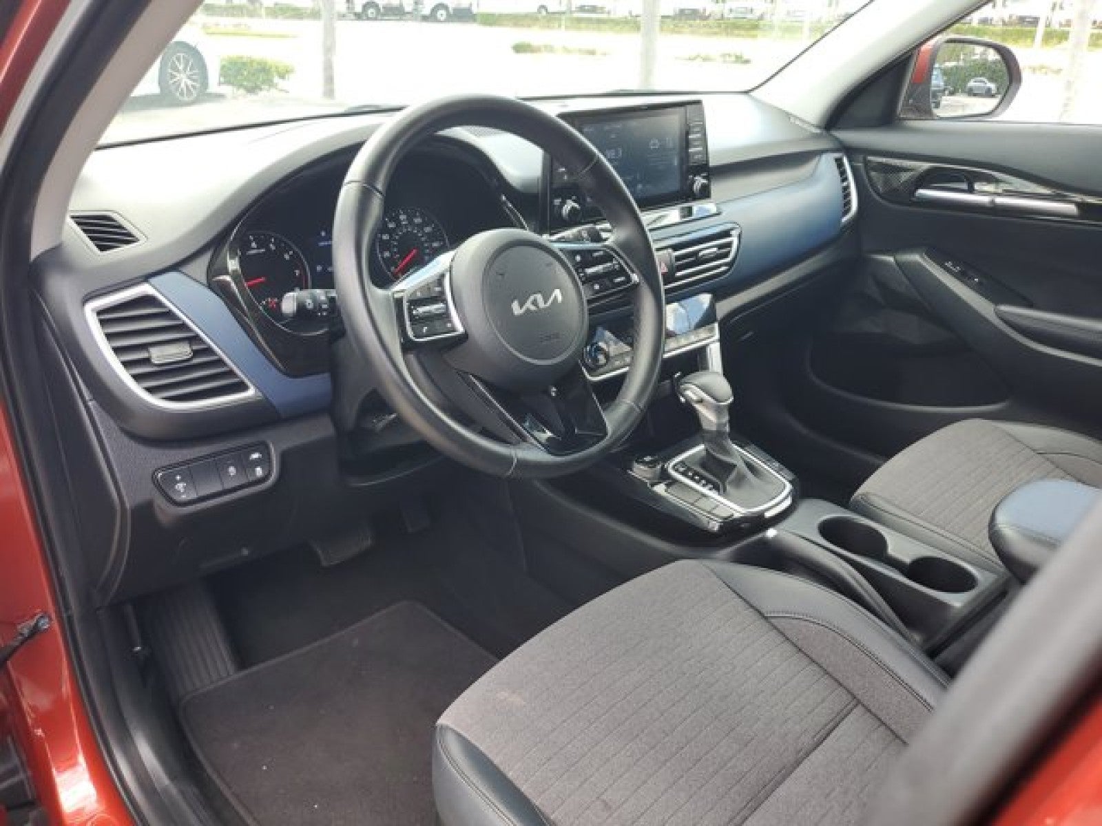2023 Kia Seltos S