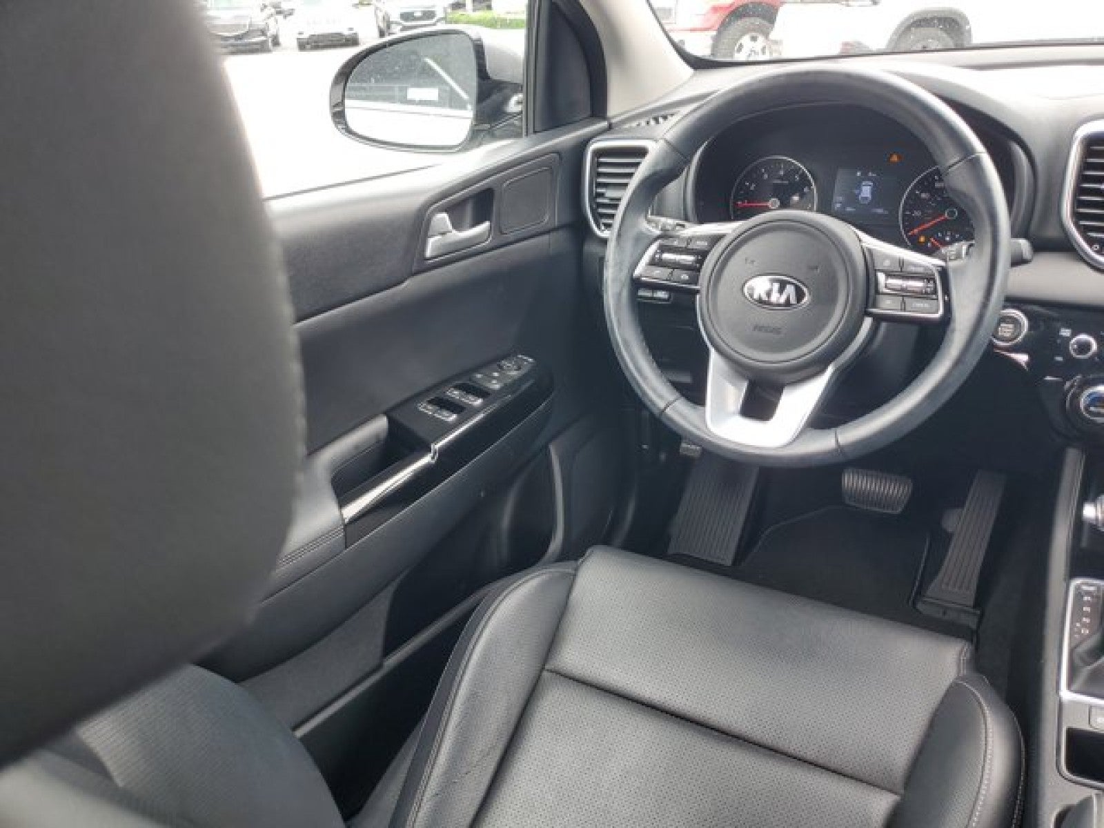 2022 Kia Sportage EX