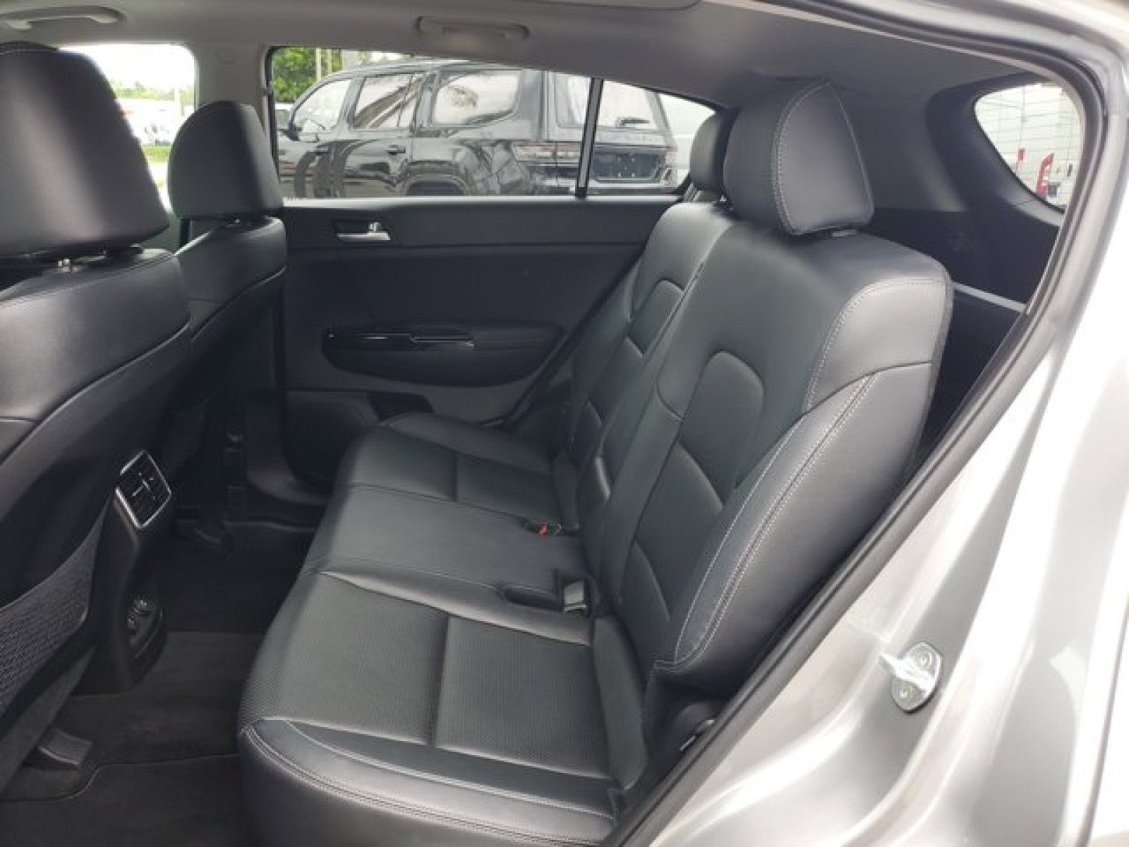 2022 Kia Sportage EX