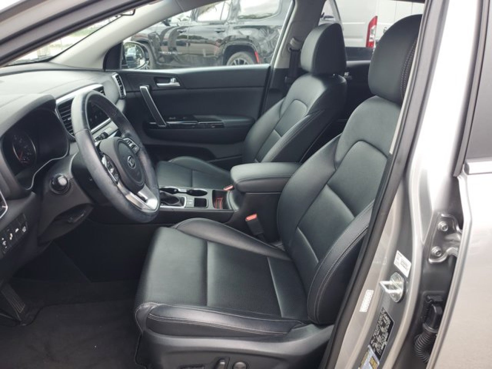 2022 Kia Sportage EX