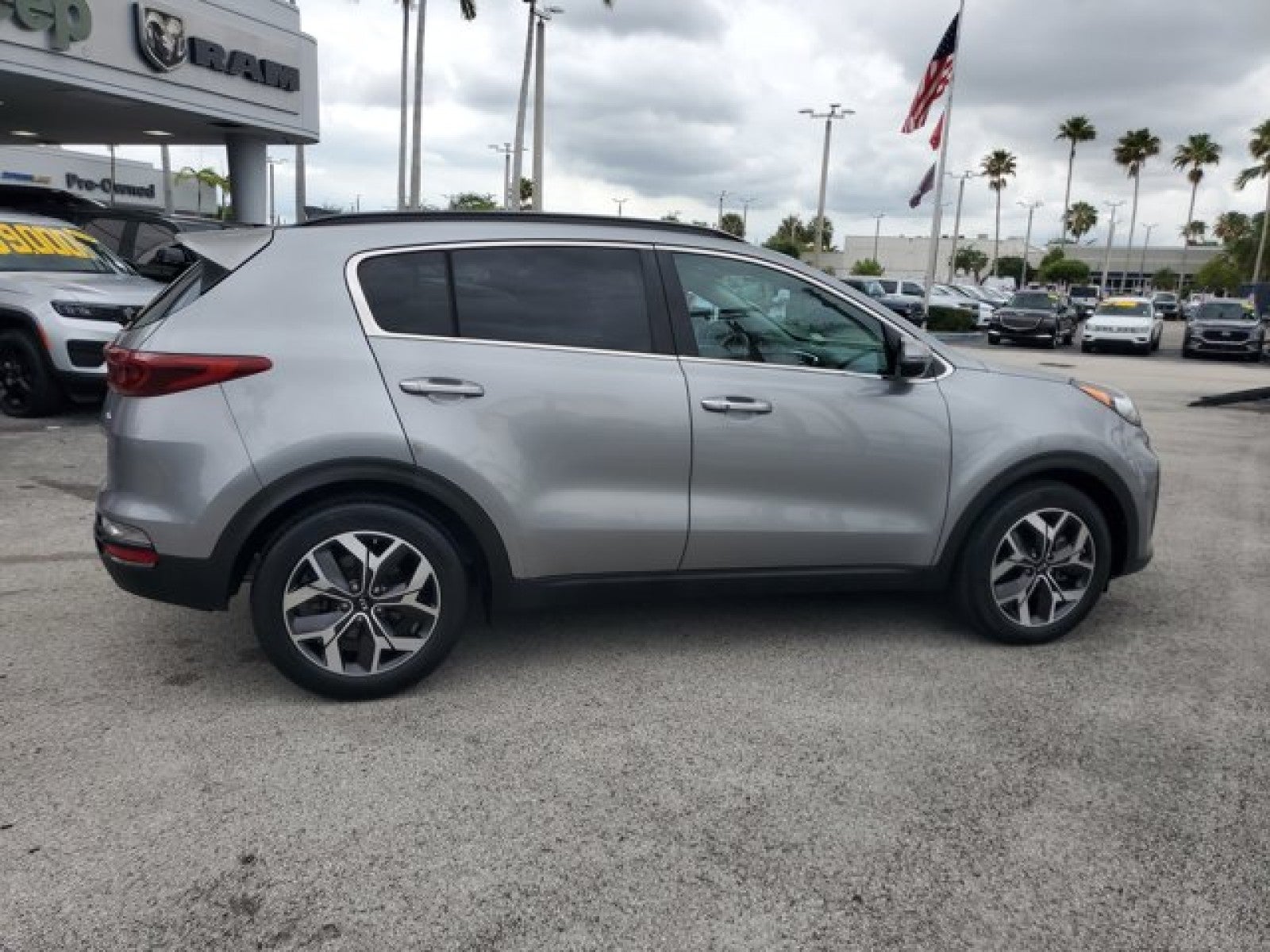 2022 Kia Sportage EX