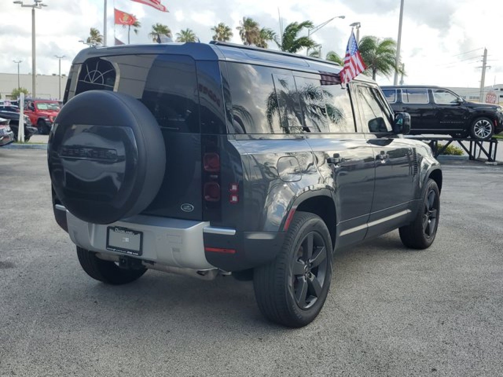 2023 Land Rover Defender S