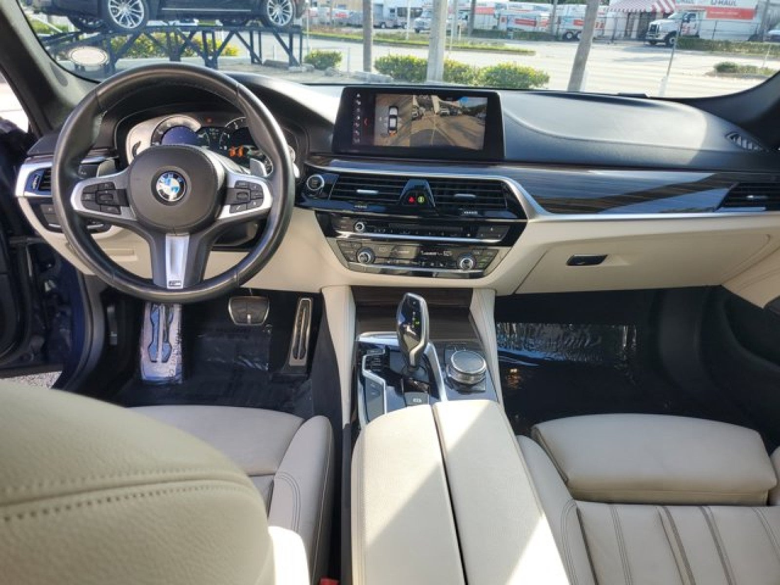 2018 BMW 5 Series 540i