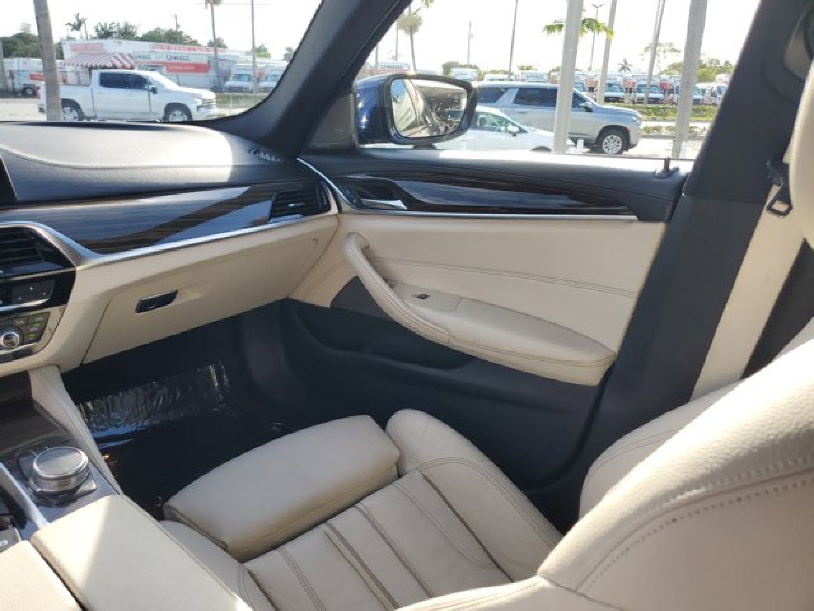 2018 BMW 5 Series 540i