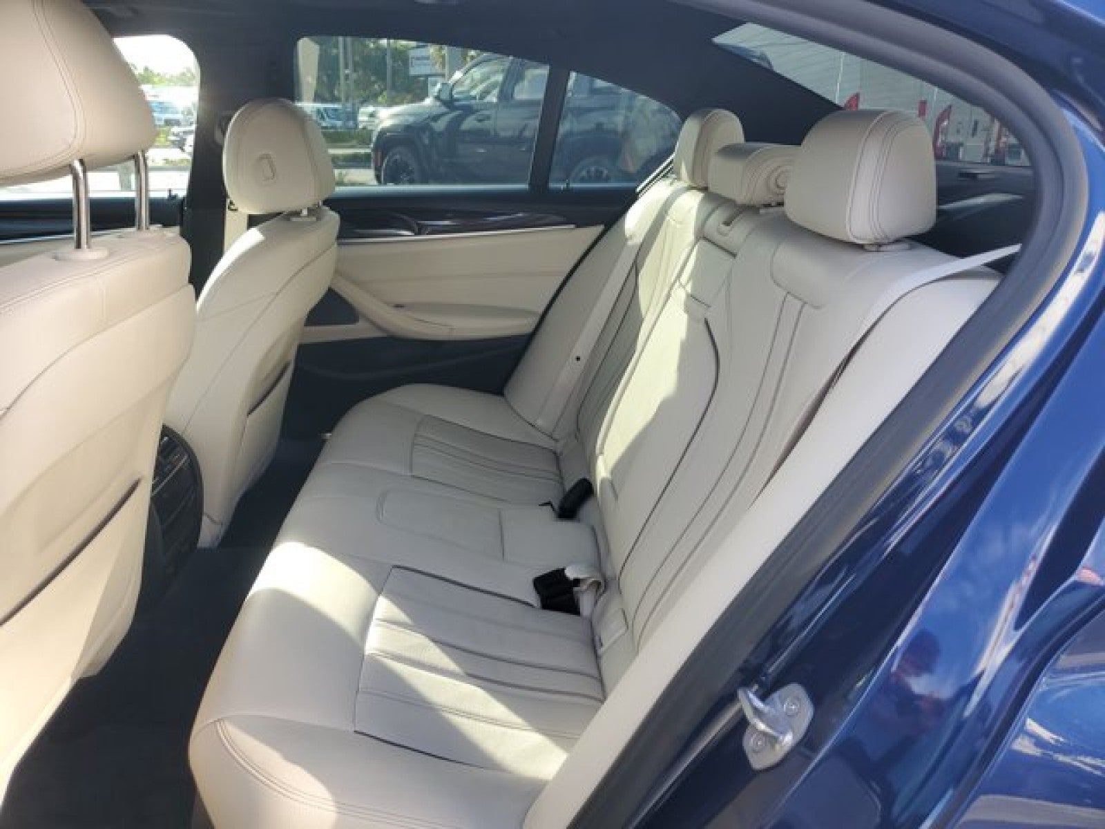 2018 BMW 5 Series 540i