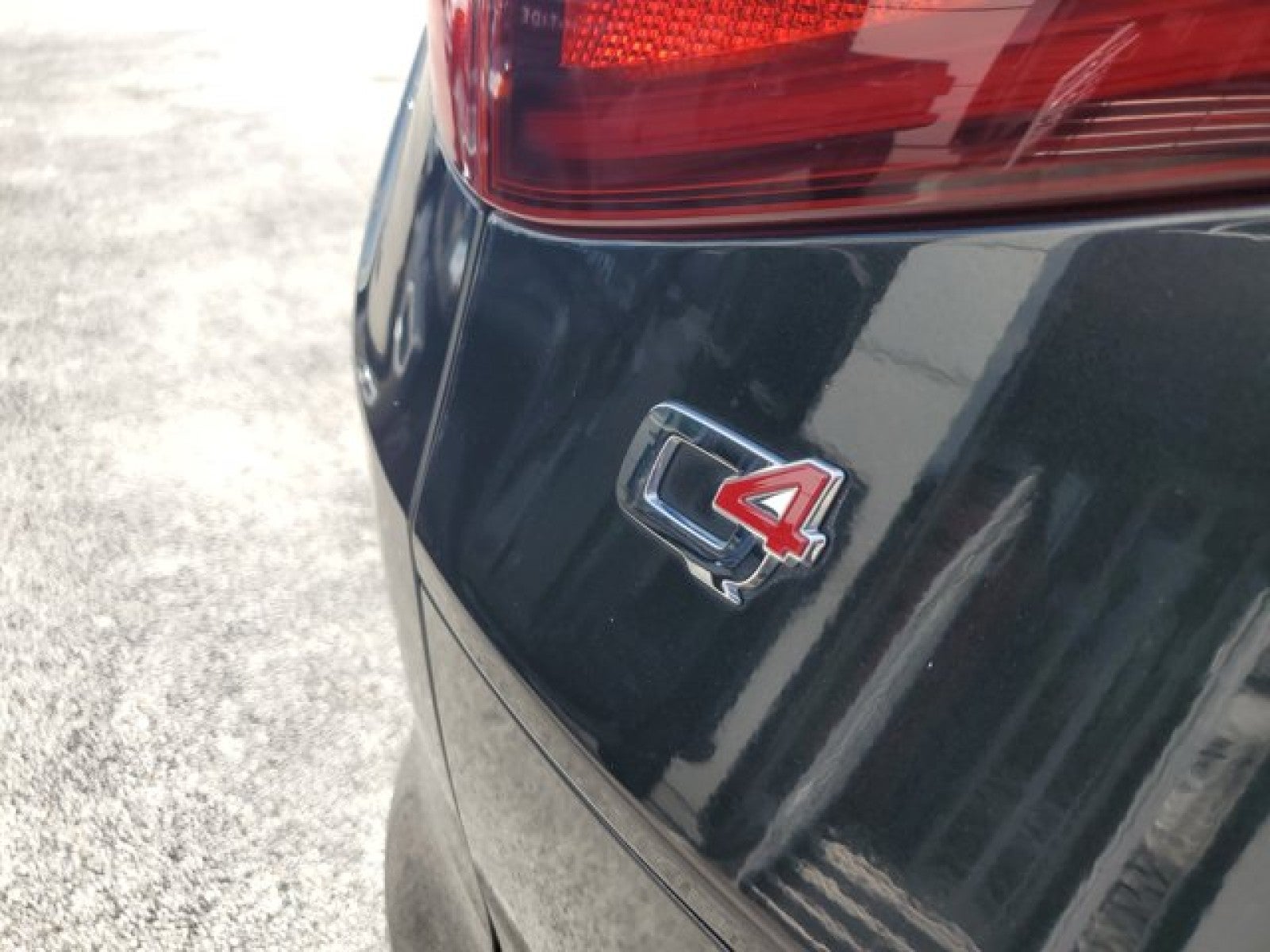 2018 Alfa Romeo Stelvio Ti Sport