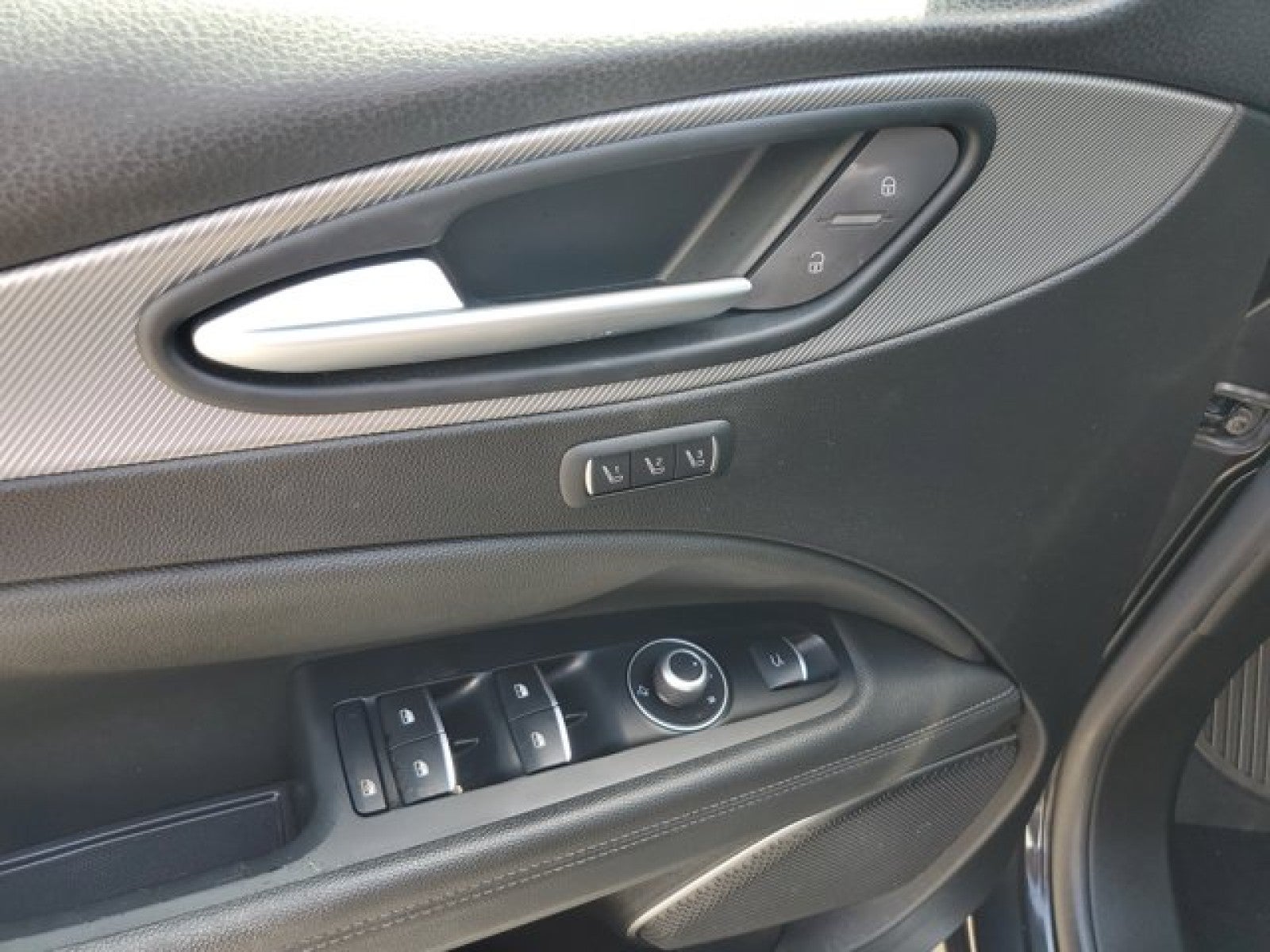 2018 Alfa Romeo Stelvio Ti Sport