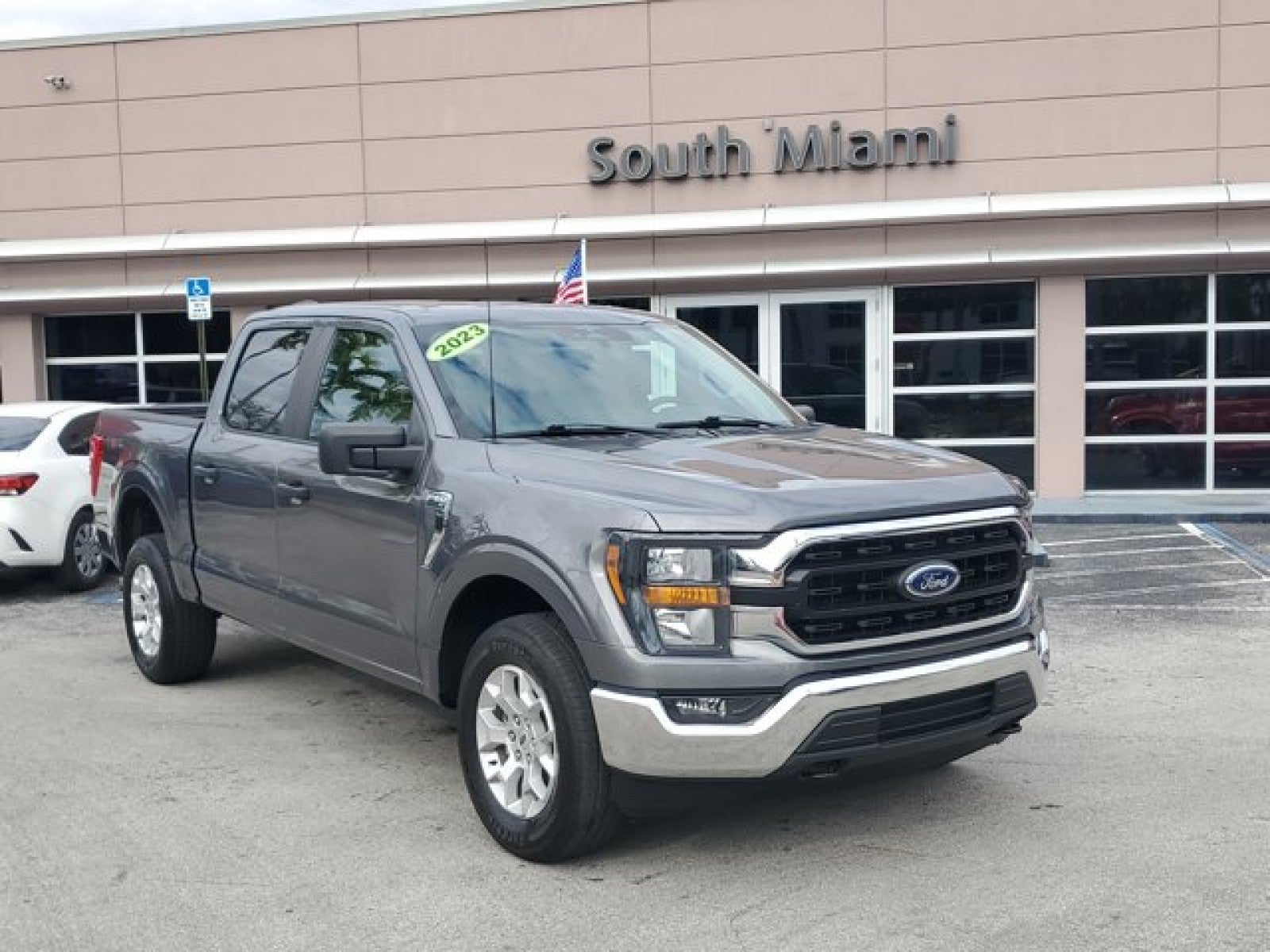 2023 Ford F-150 XLT 4WD