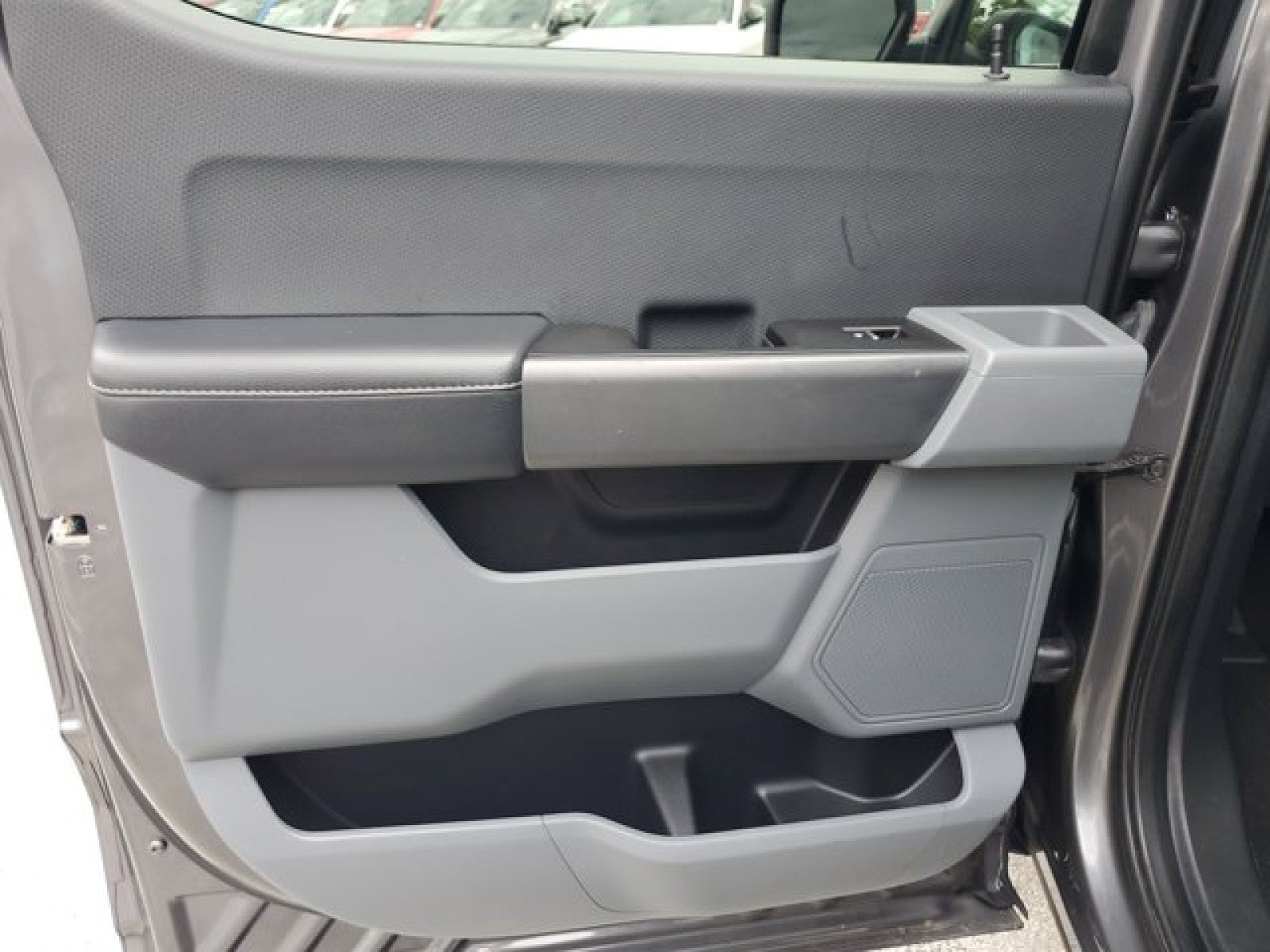 2023 Ford F-150 XLT 4WD