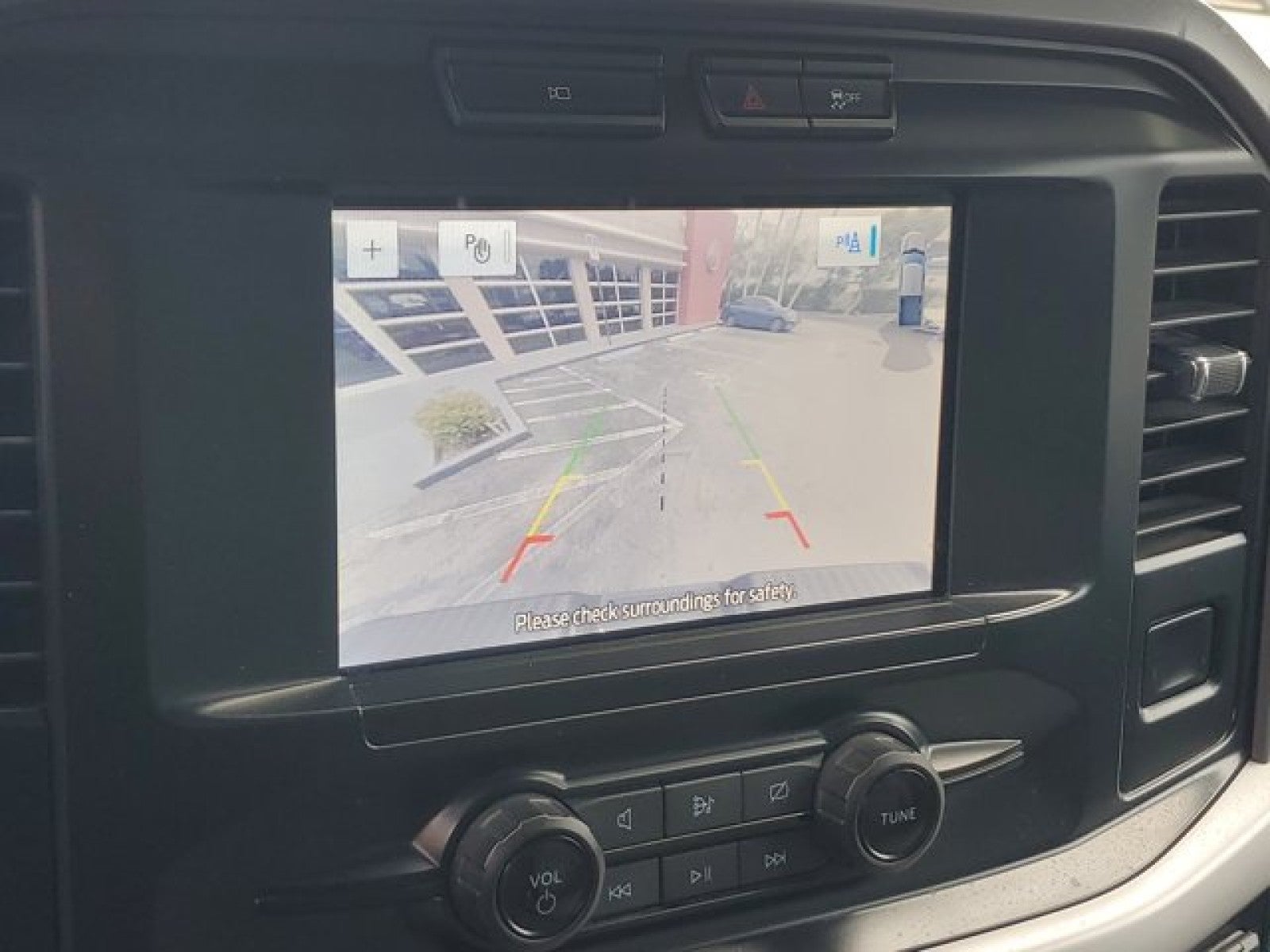 2023 Ford F-150 XLT 4WD