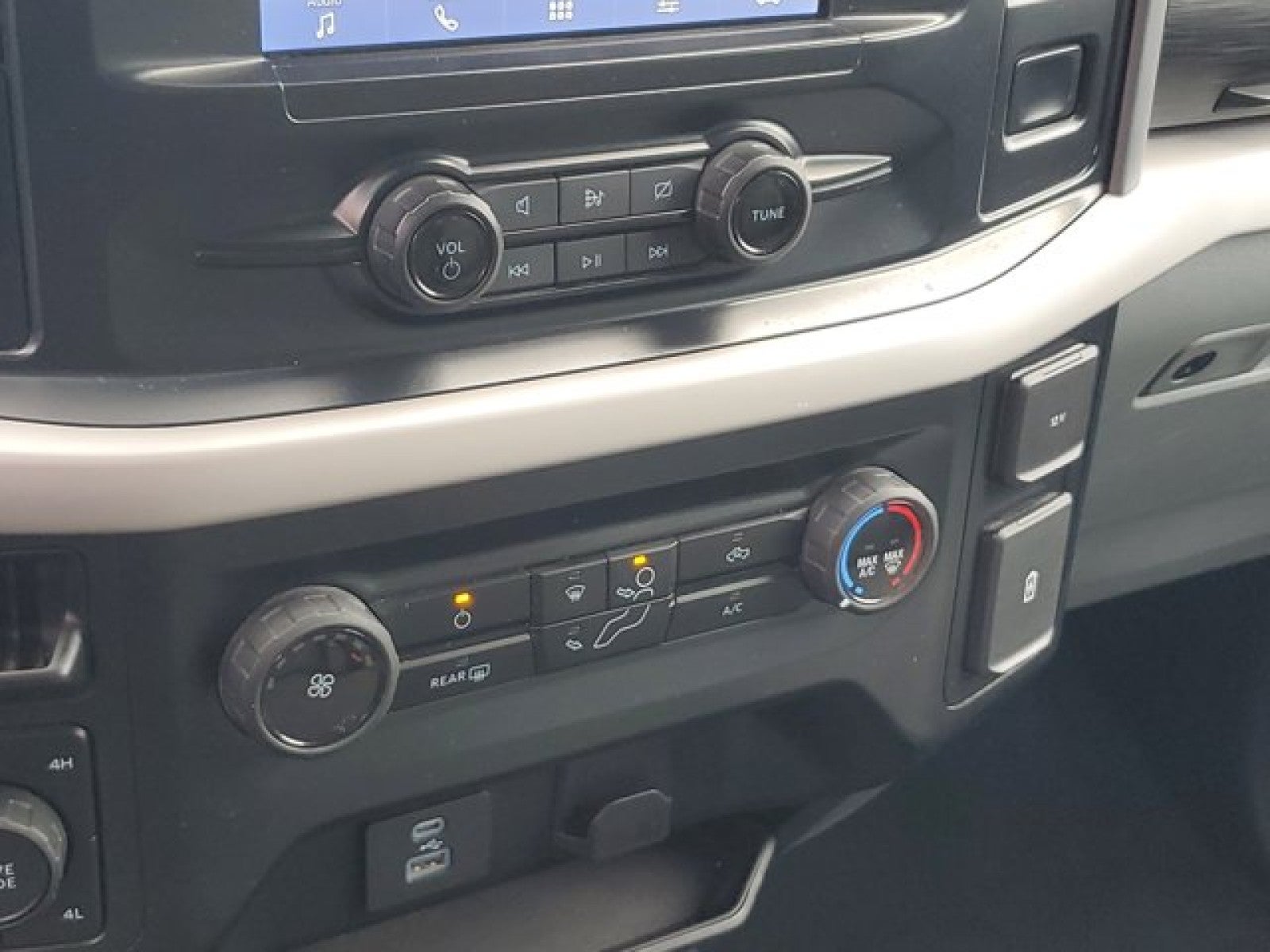 2023 Ford F-150 XLT 4WD