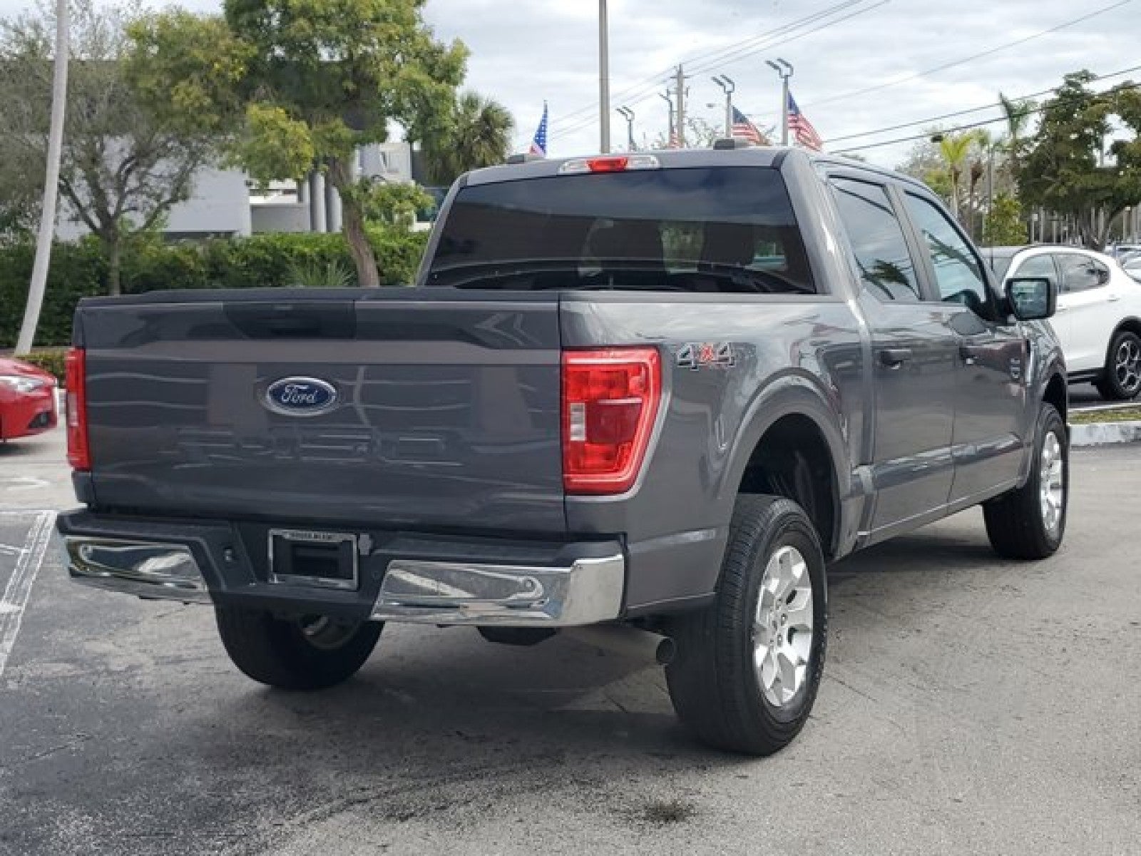 2023 Ford F-150 XLT 4WD