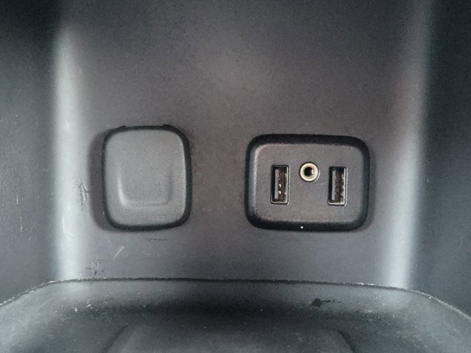 2019 GMC Acadia SLE 3rd Row Seating