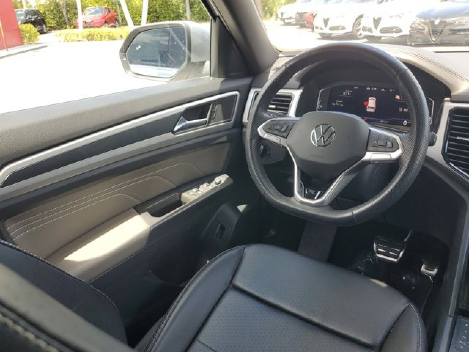 2022 Volkswagen Atlas Cross Sport 2.0T SEL R-Line
