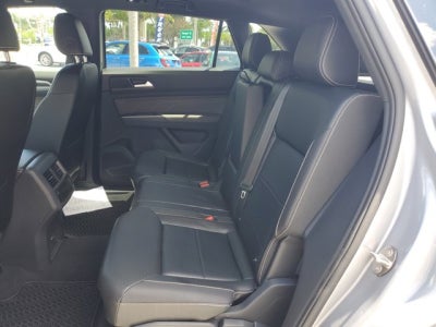 2022 Volkswagen Atlas Cross Sport 2.0T SEL R-Line
