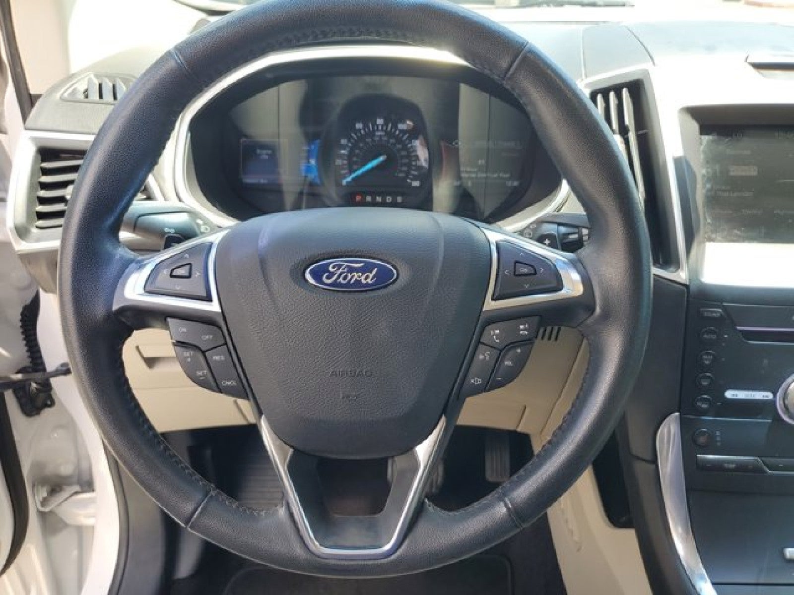 2017 Ford Edge Titanium VP