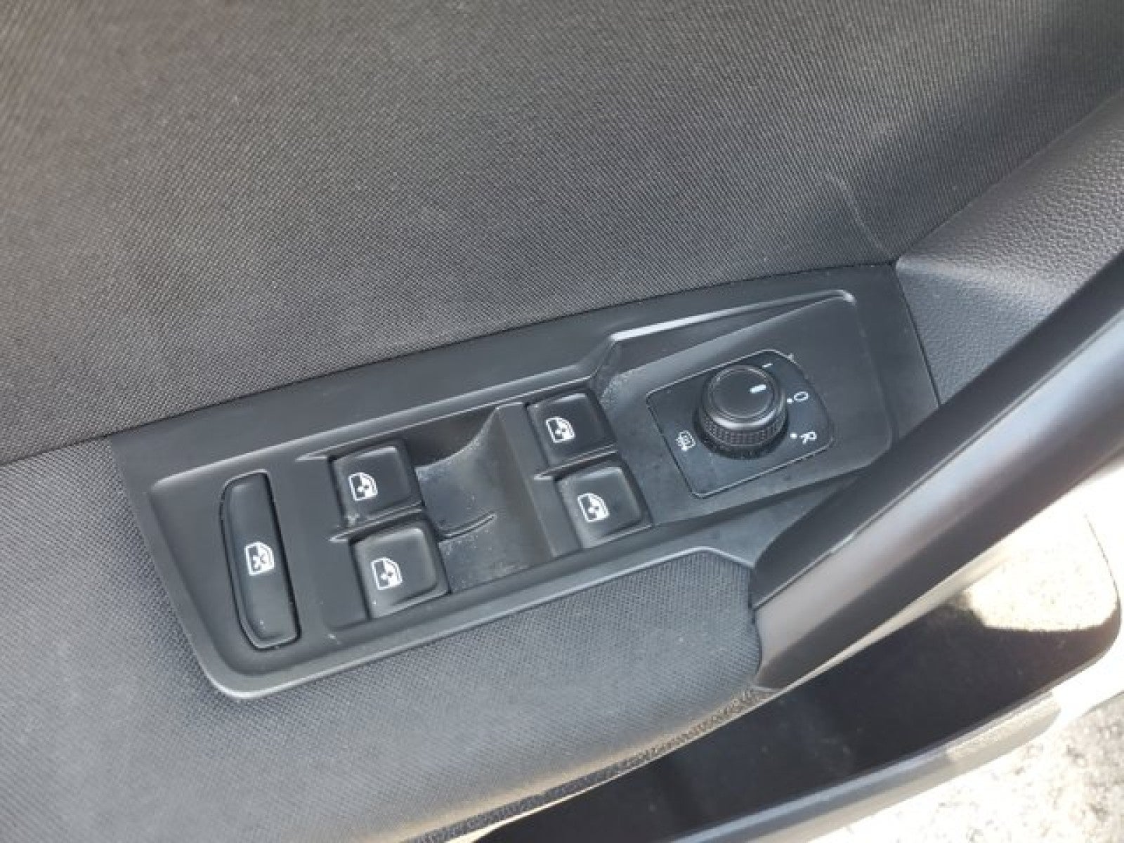 2021 Volkswagen Tiguan S 3rd Row Seat
