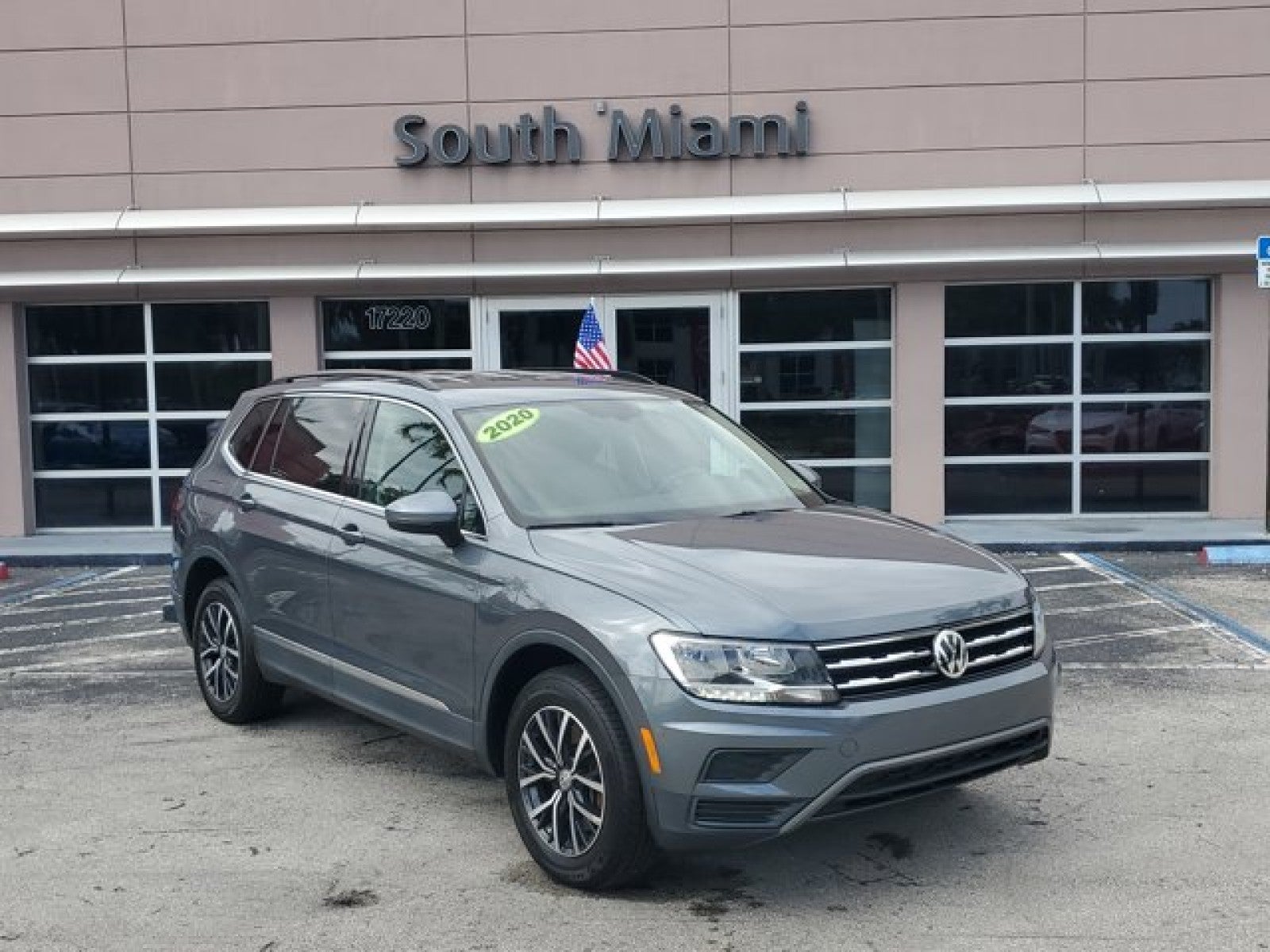 2020 Volkswagen Tiguan SE 3rd Seating