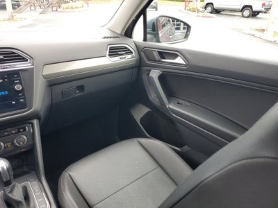 2020 Volkswagen Tiguan SE 3rd Seating