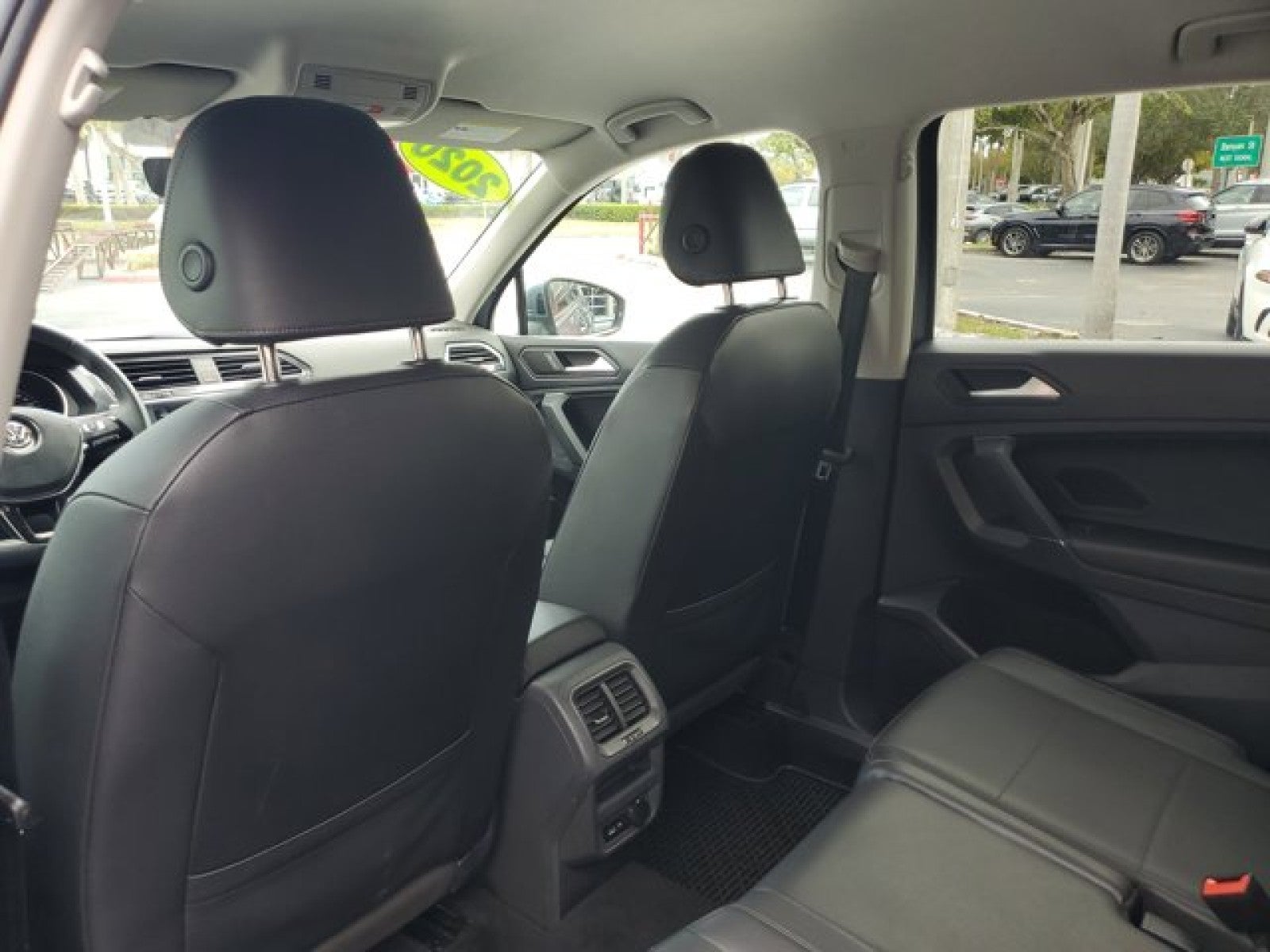 2020 Volkswagen Tiguan SE 3rd Seating