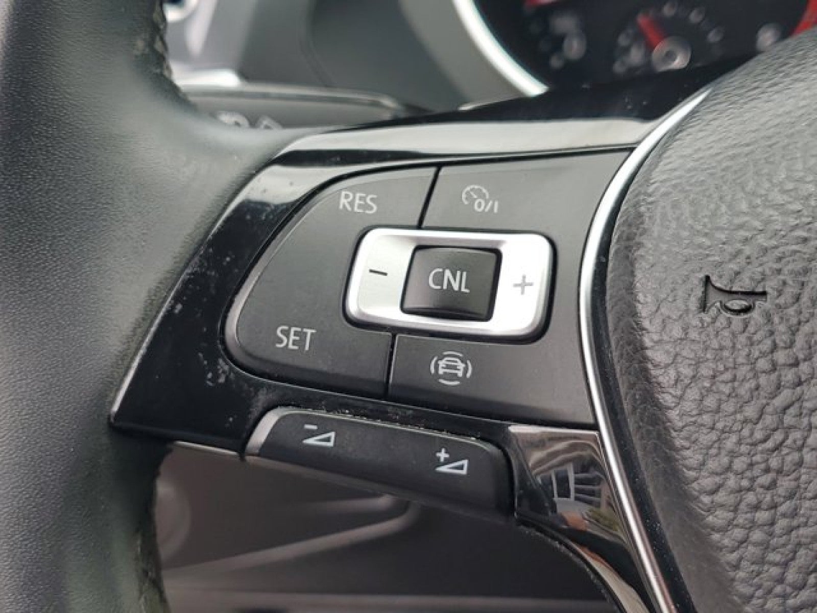 2020 Volkswagen Tiguan SE 3rd Seating