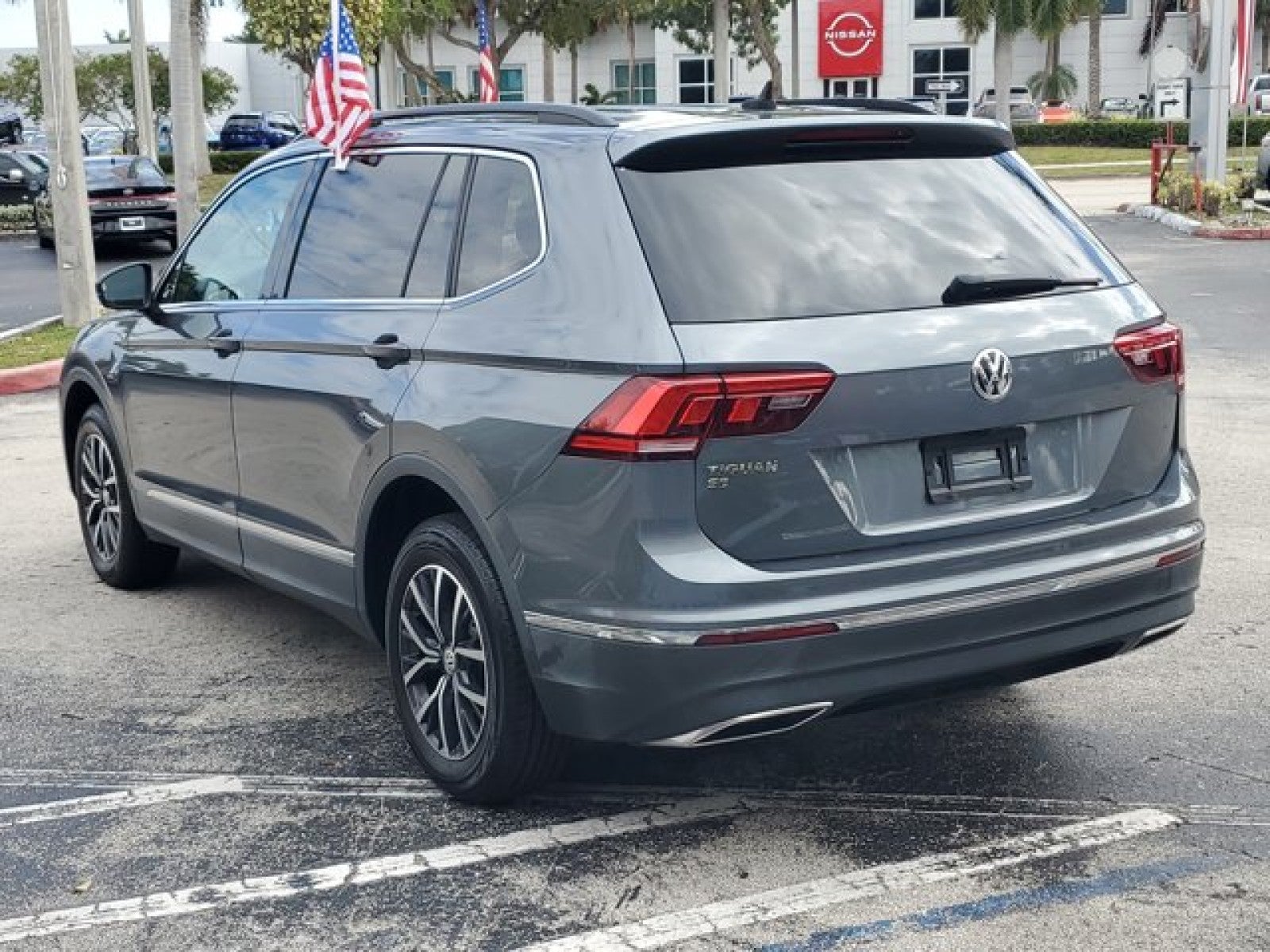 2020 Volkswagen Tiguan SE 3rd Seating