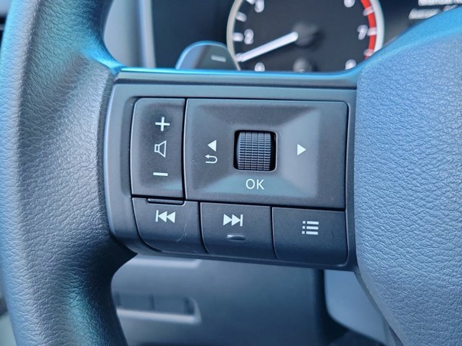 2025 Nissan Rogue S AWD