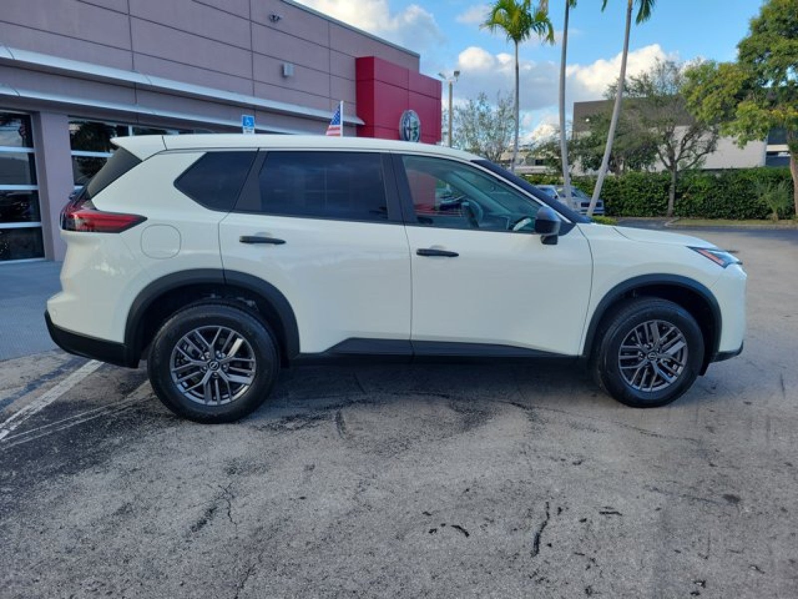 2025 Nissan Rogue S AWD