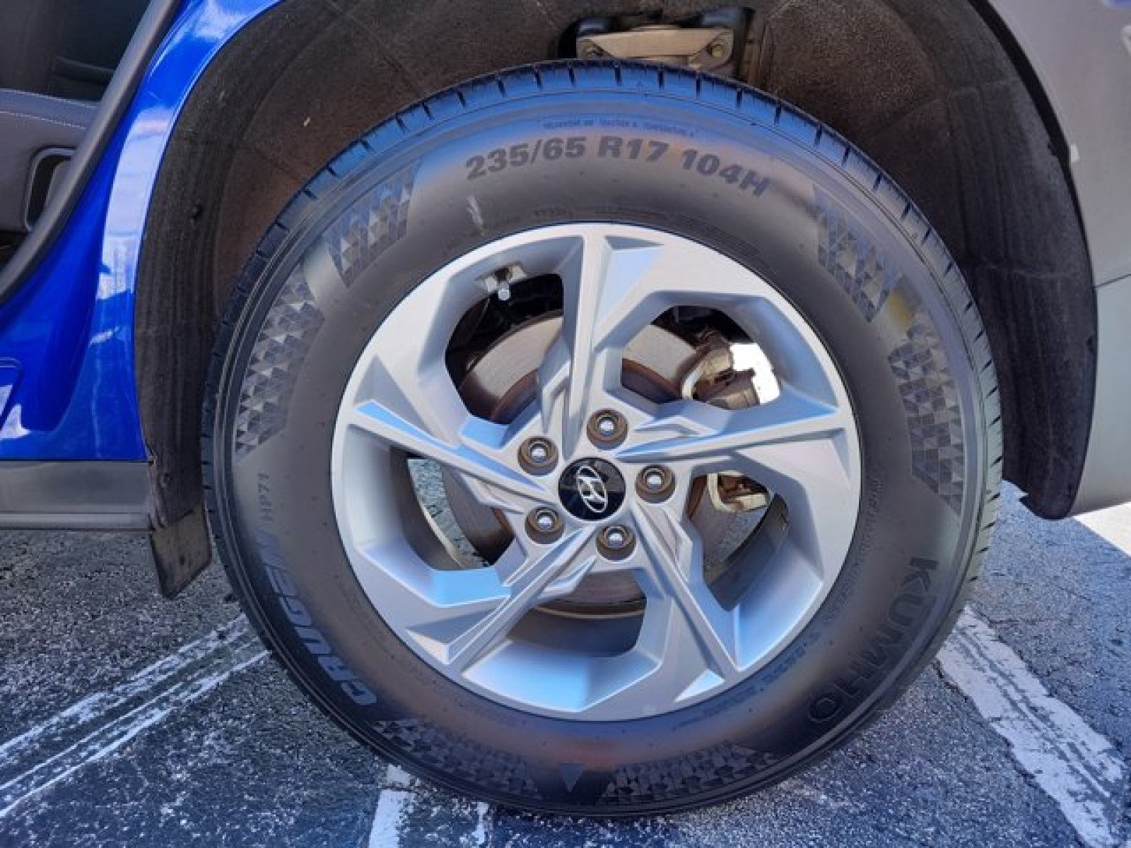 2023 Hyundai TUCSON SE