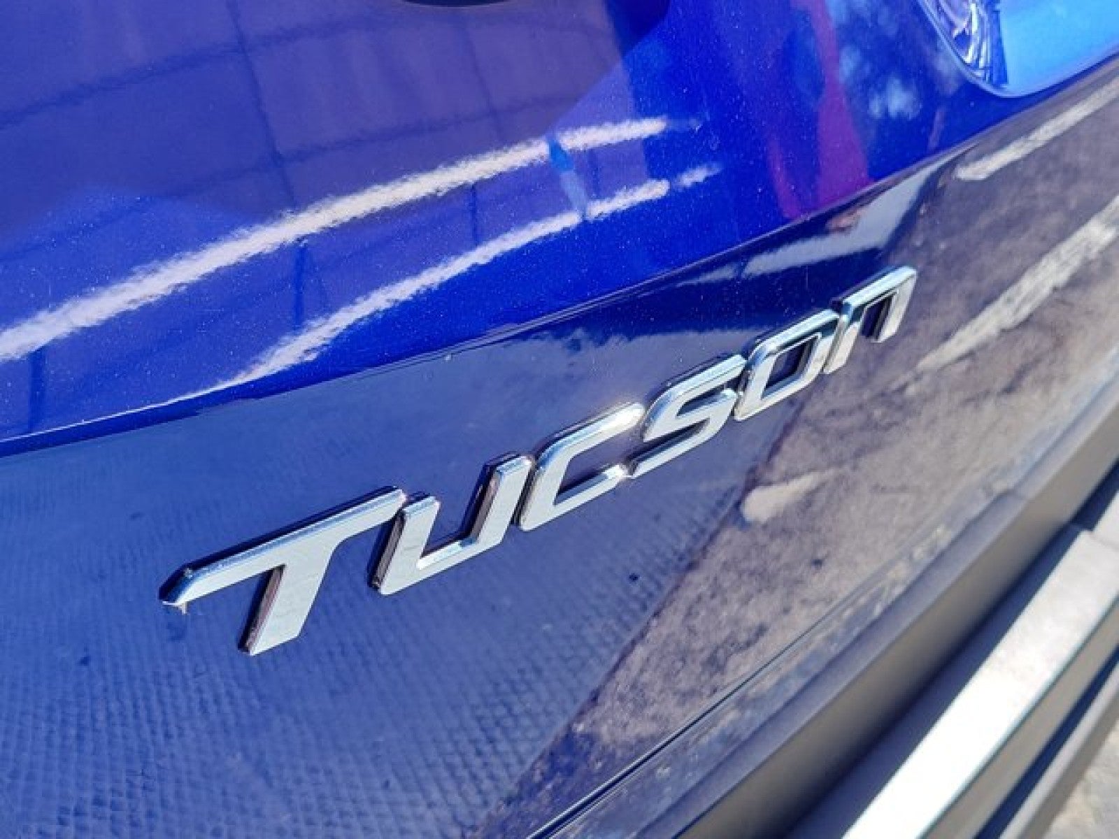 2023 Hyundai TUCSON SE