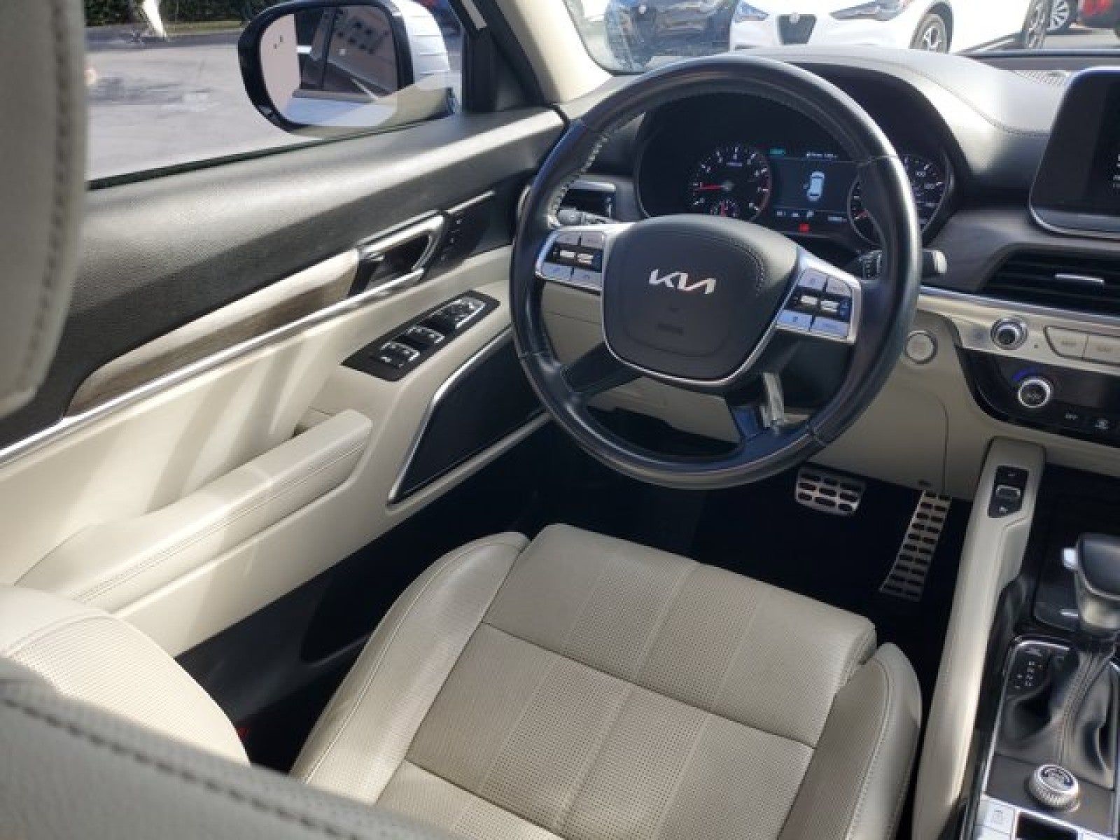2022 Kia Telluride SX 3rd Row seating
