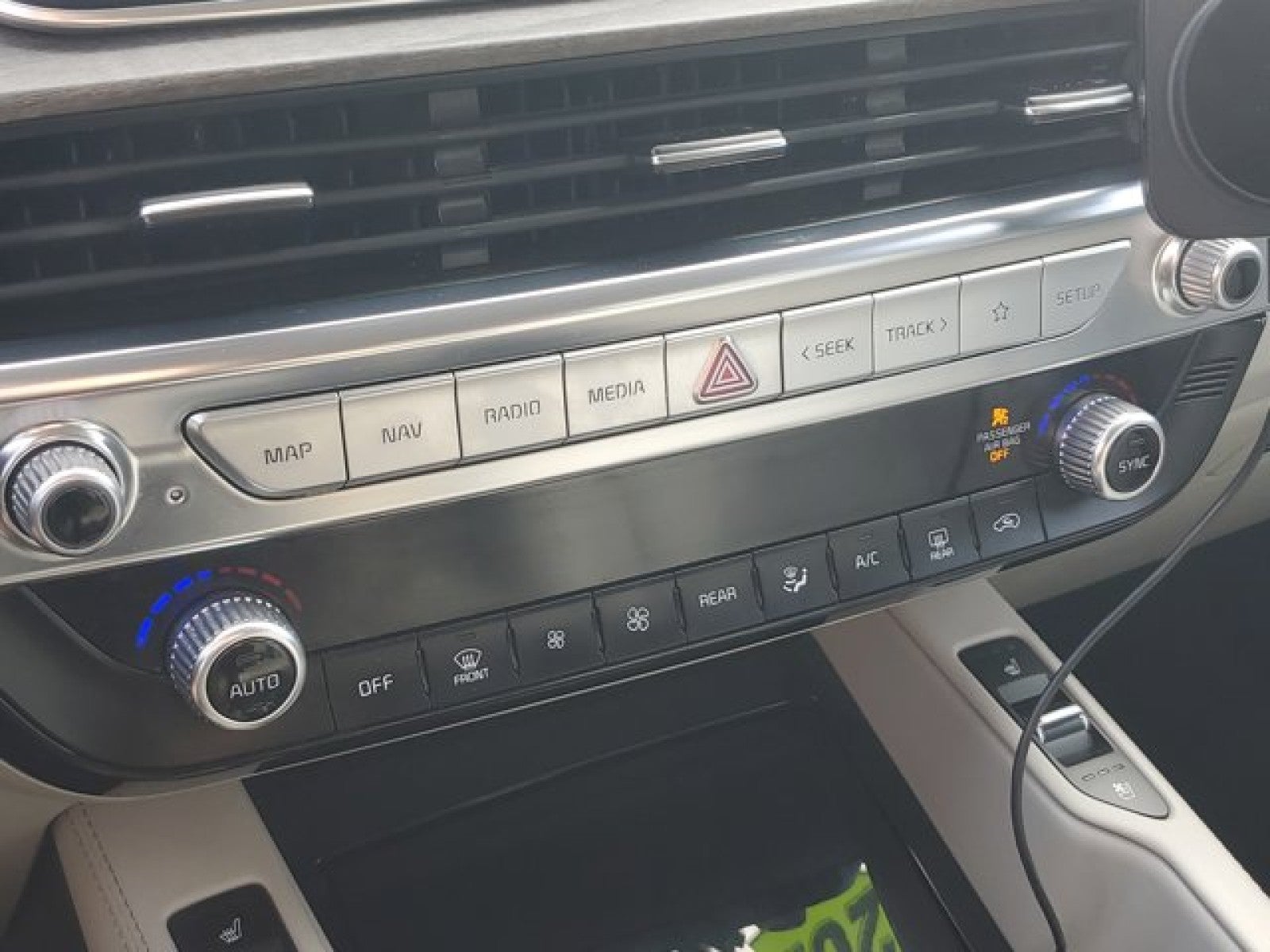 2022 Kia Telluride SX 3rd Row seating